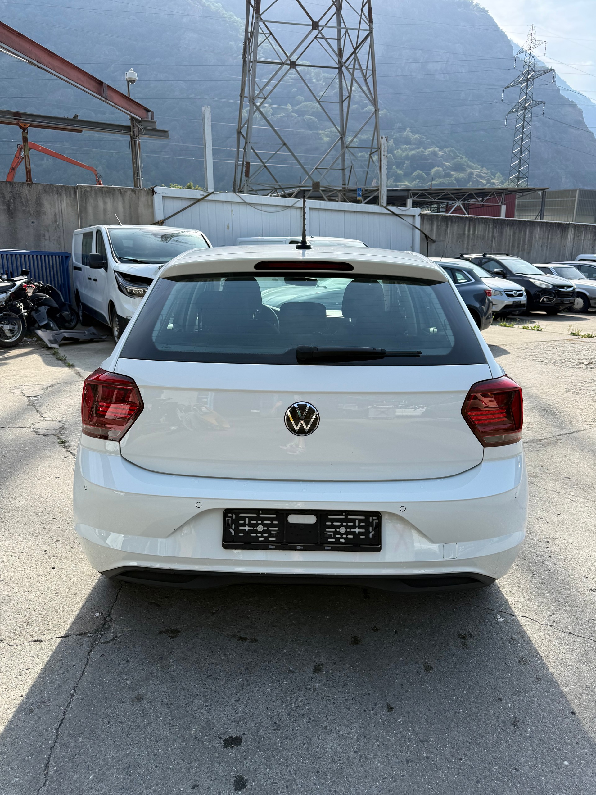 VW Polo 1.0 BMT Trendline-image-10