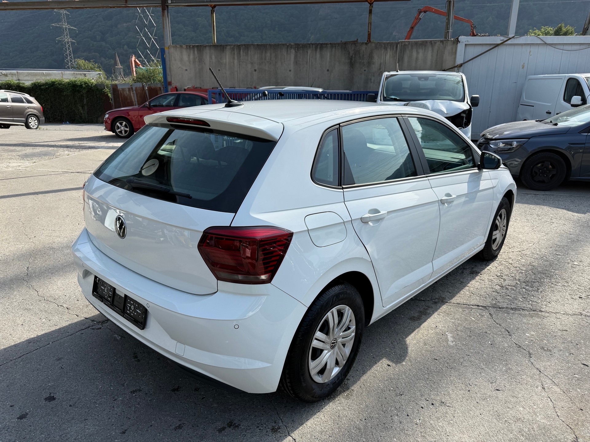 VW Polo 1.0 BMT Trendline-image-9