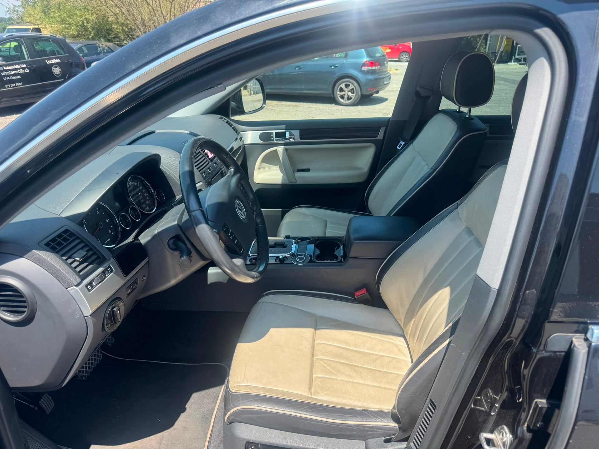 VW TOUAREG-image-8