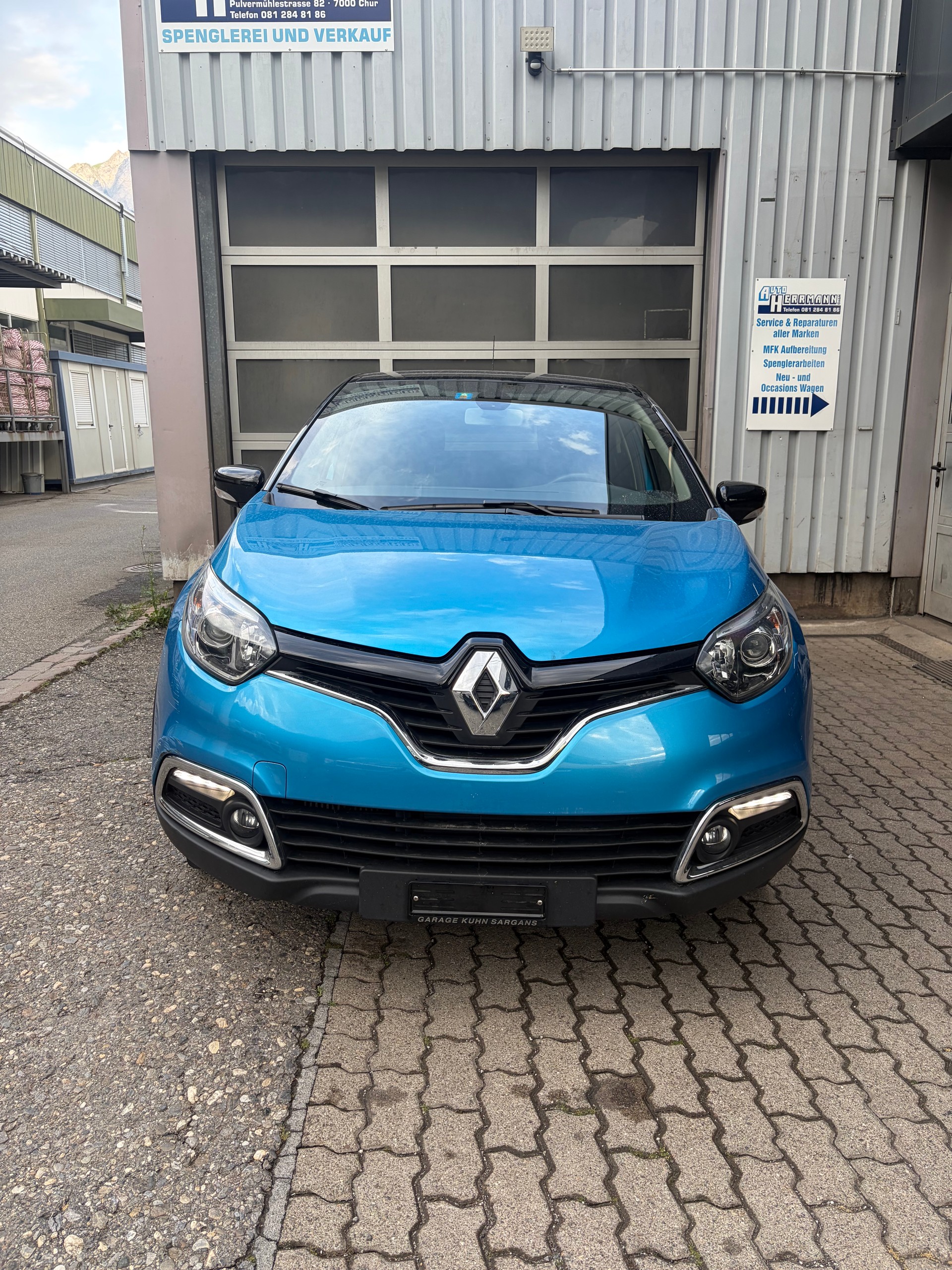 RENAULT Captur 1.2 T 16V Swiss Edition EDC-image-0