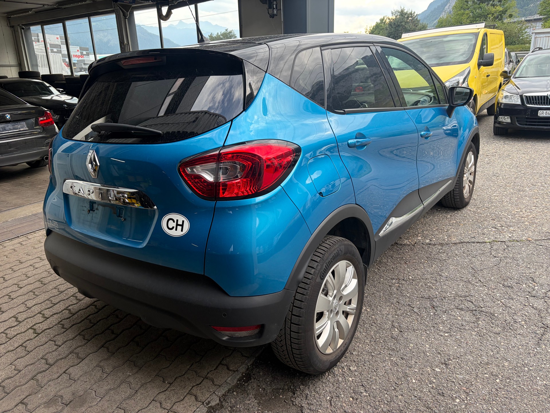 RENAULT Captur 1.2 T 16V Swiss Edition EDC-image-8