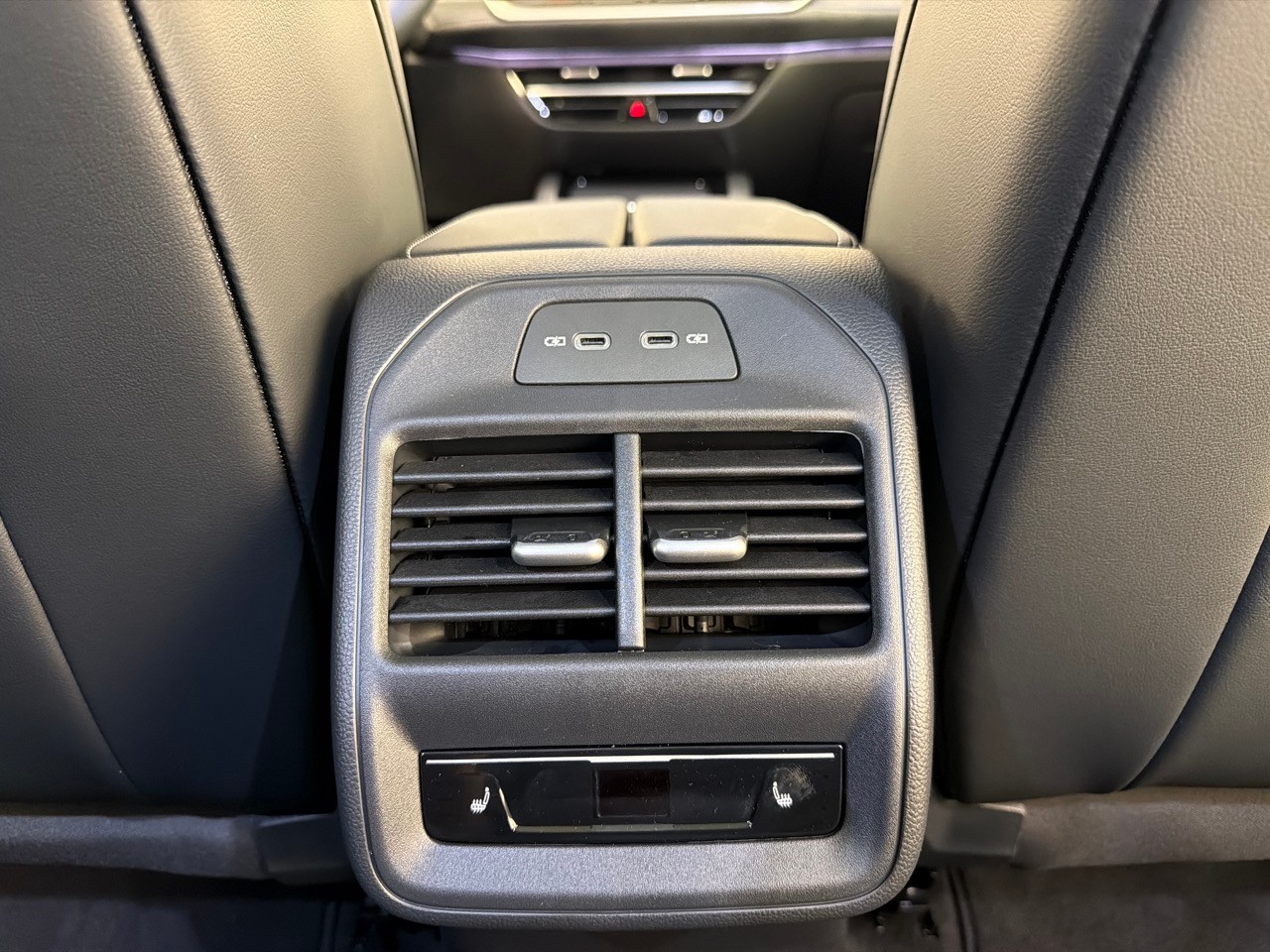 VW Passat 1.5TSI PHEV R-Line-image-10