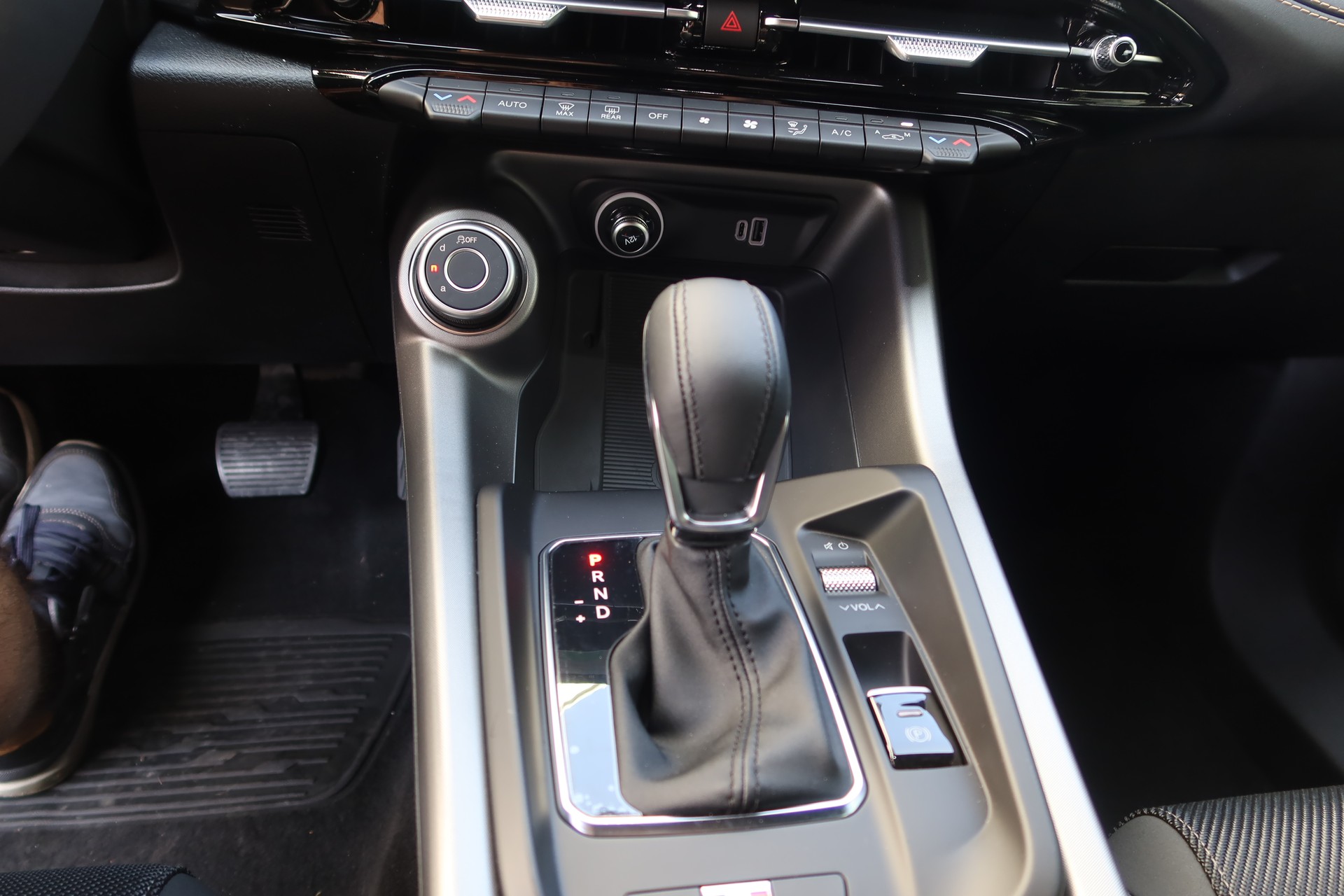 ALFA ROMEO Tonale 1.5 48V Hybrid Ti-image-10