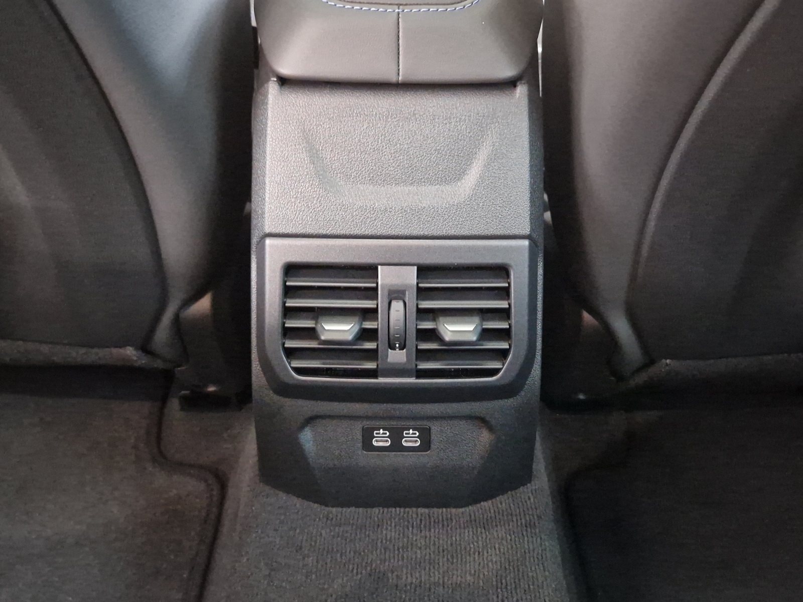 BMW M135 xDrive M Sport Pro-image-22