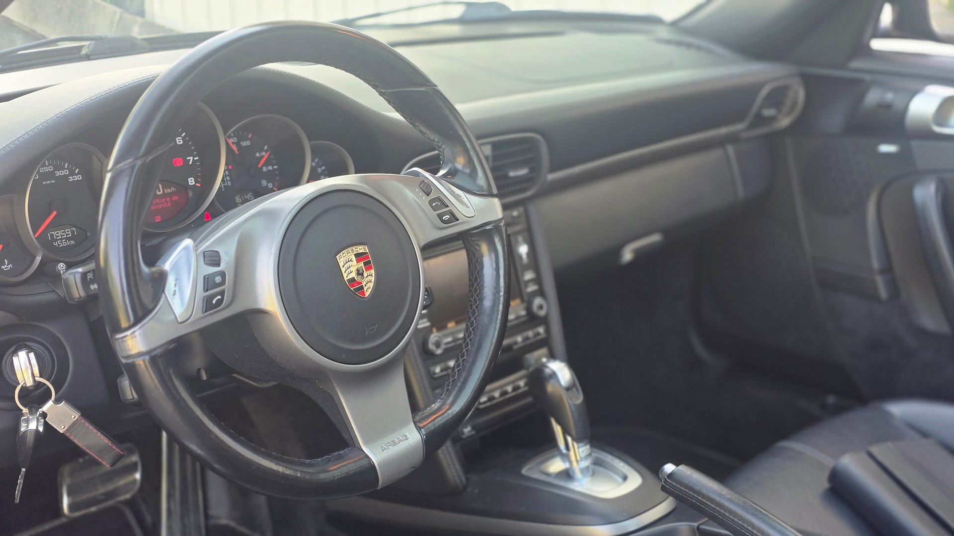 PORSCHE 911 Targa 4 PDK-image-6