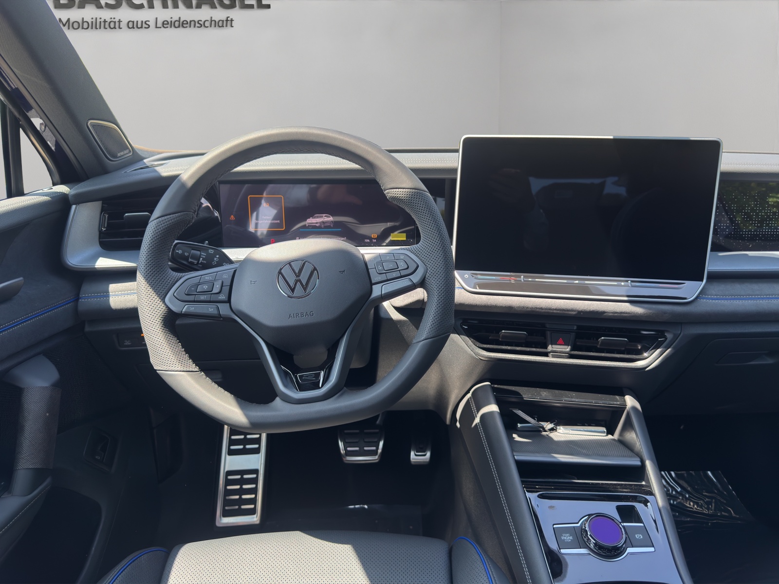 VW Tayron 2.0 TSI R-Line Plus DSG 4Motion-image-4