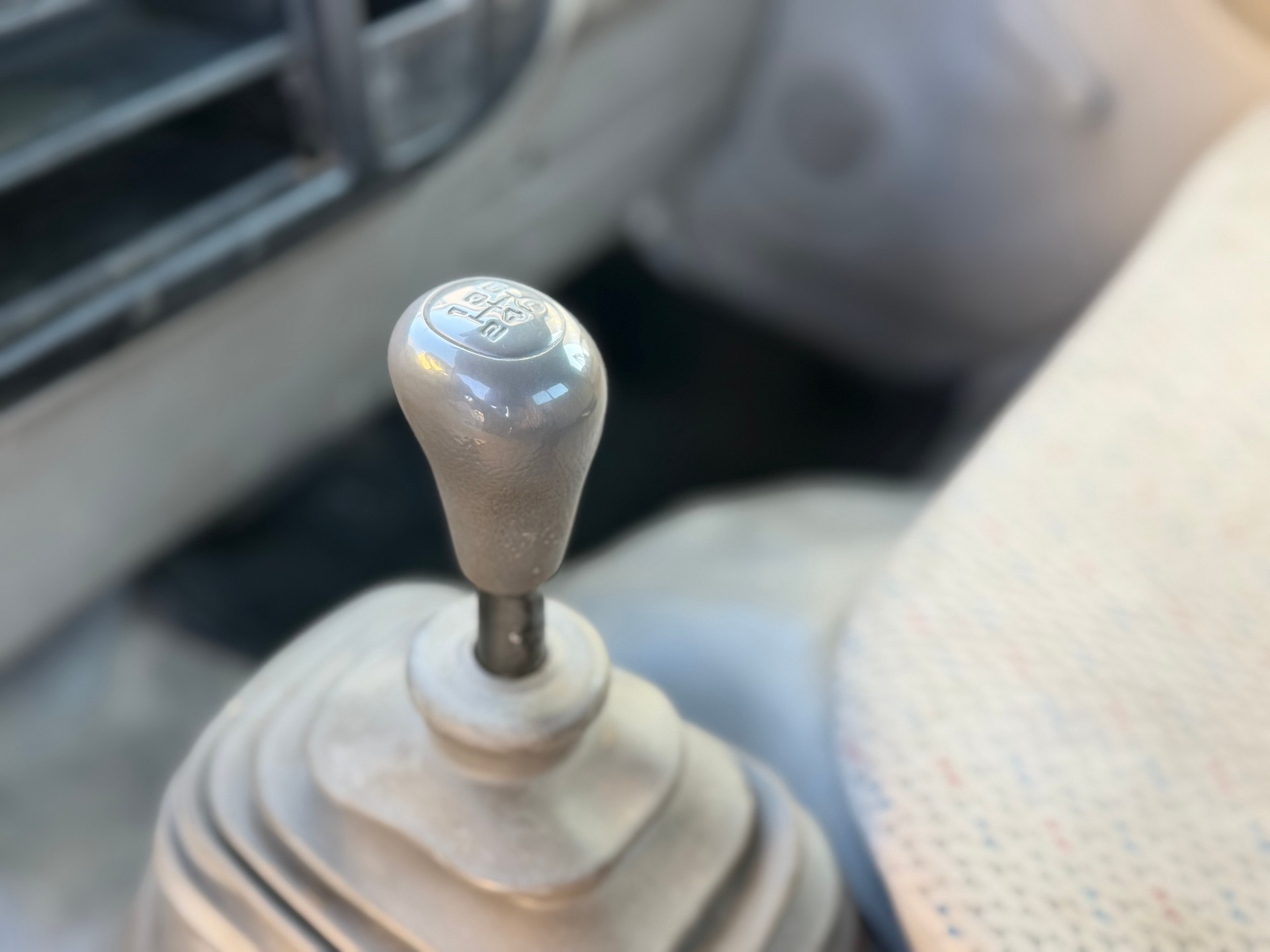 TOYOTA Dyna 100 2.5 D-4D-image-14