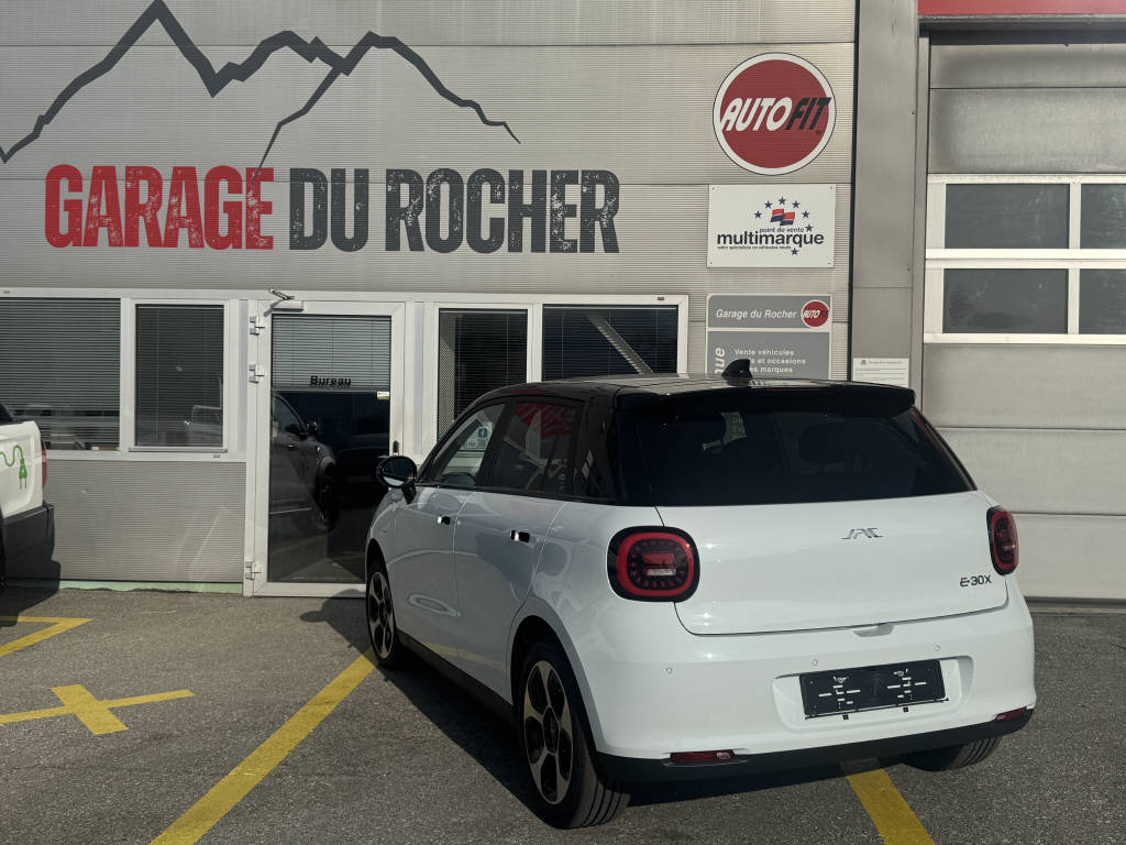 JAC E30X City-showroom-element-3