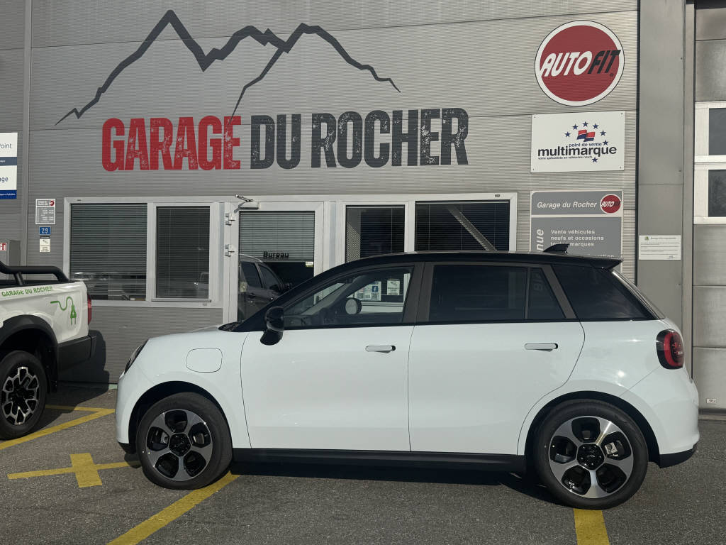JAC E30X City-showroom-element-2