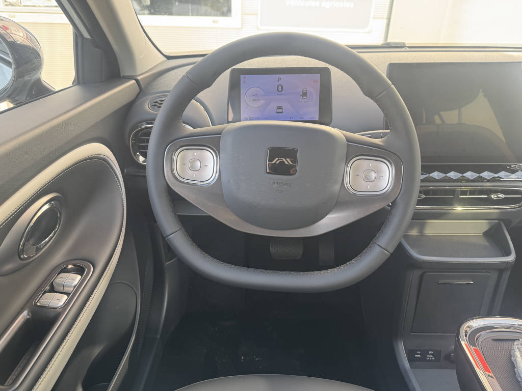 JAC E30X City-image-6