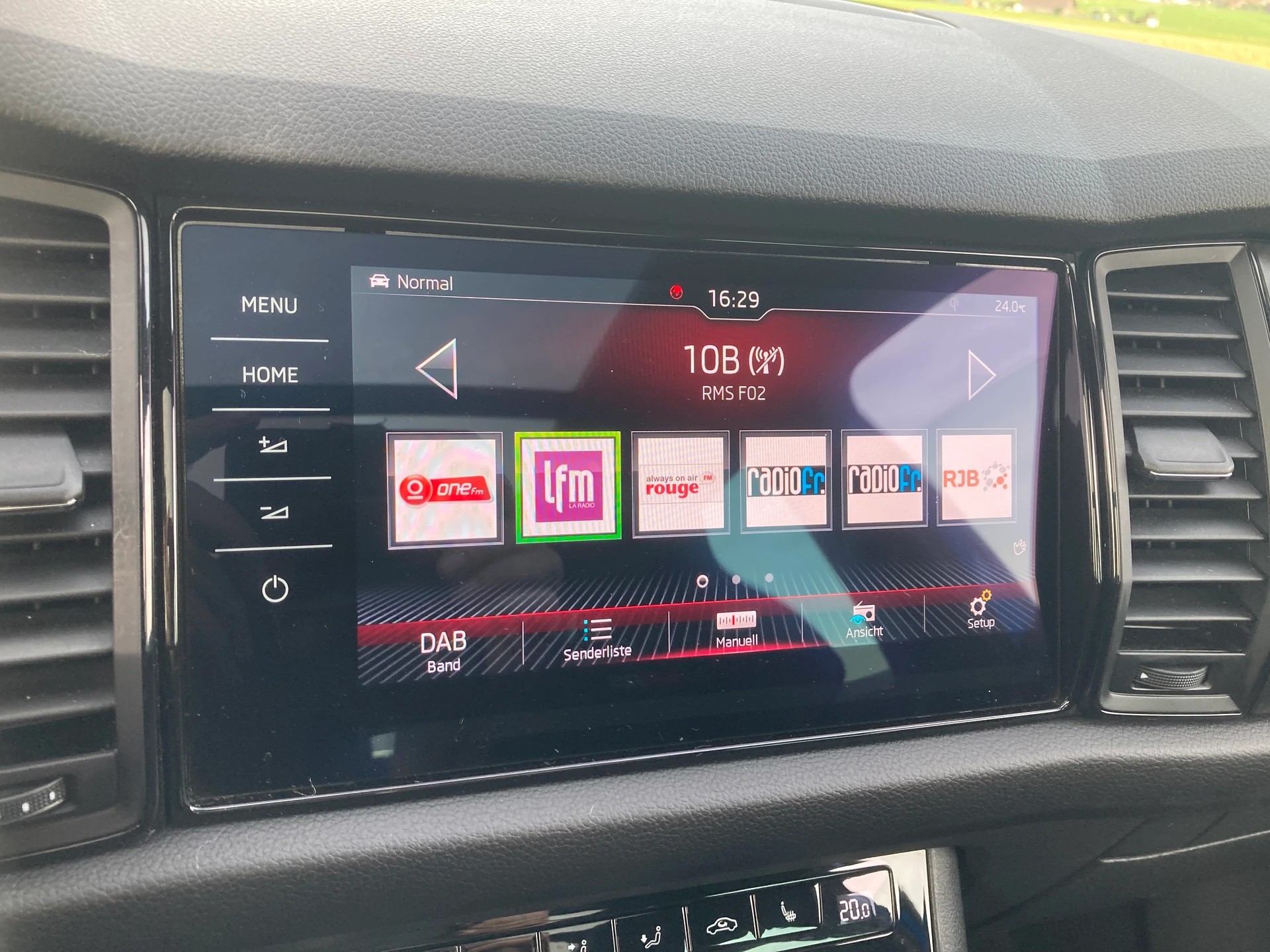 SKODA Kodiaq 2.0 Bi-TDI SCR RS 4x4 DSG 7 Sitzer mit Anhängerkupplung-image-11