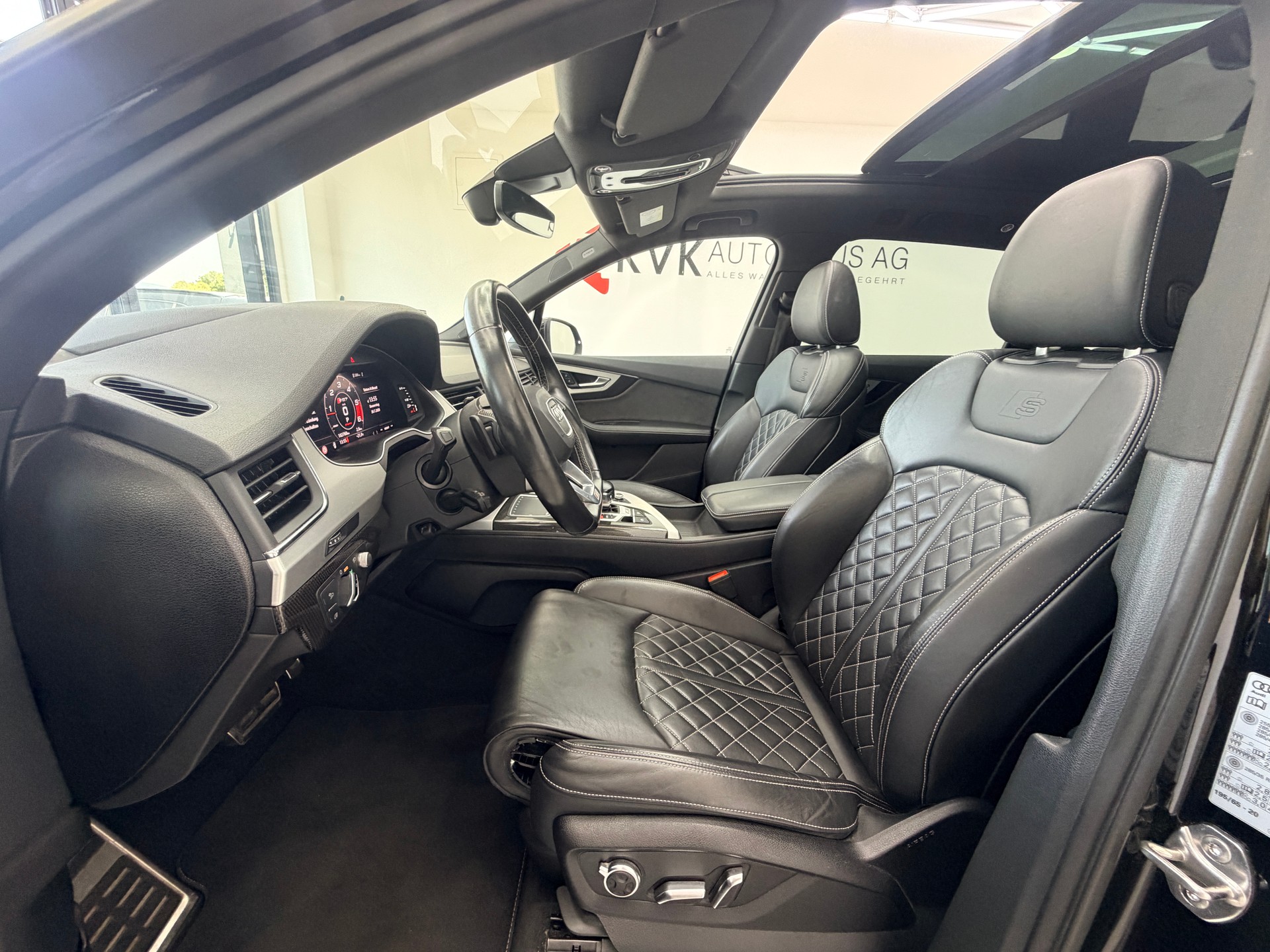 AUDI SQ7 4.0 TDI quattro tiptronic | 7 Plätze | Panorama | ABT-Felgen | Vollaustattung |-image-7