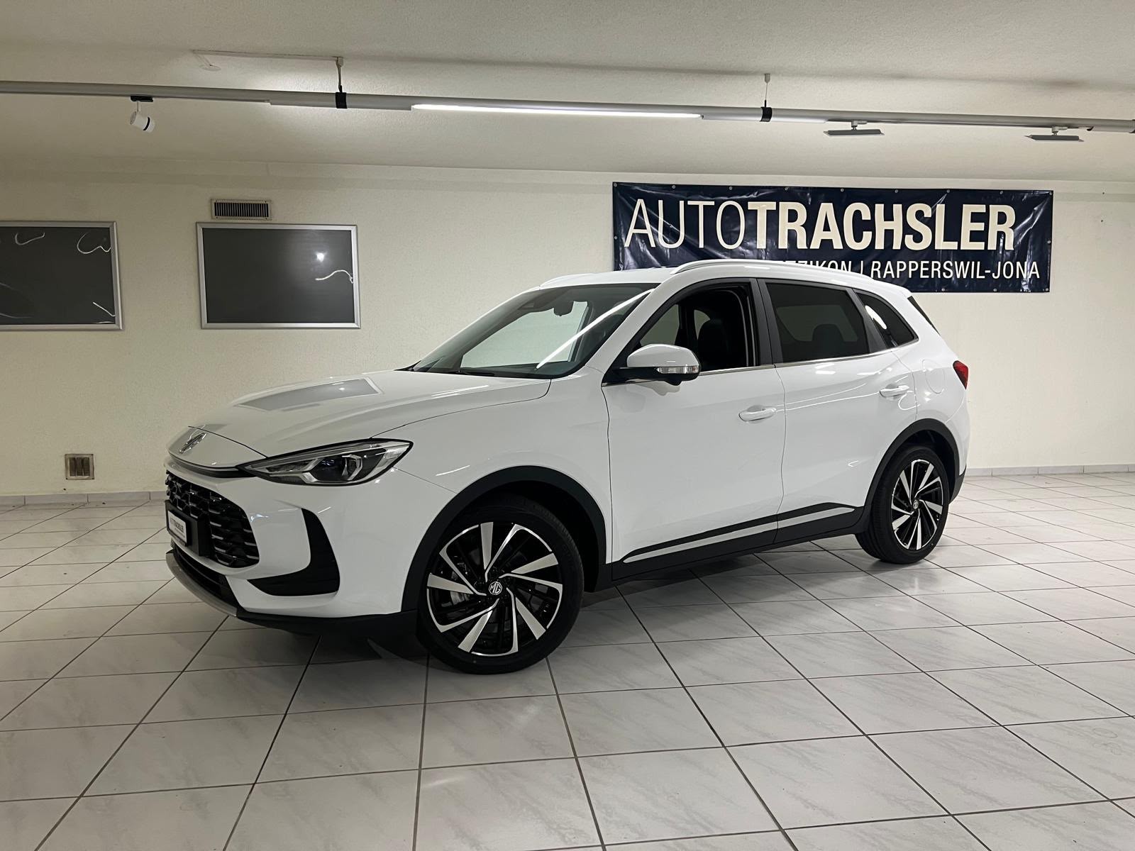MG ZS 1.5 HEV Luxury-image-0