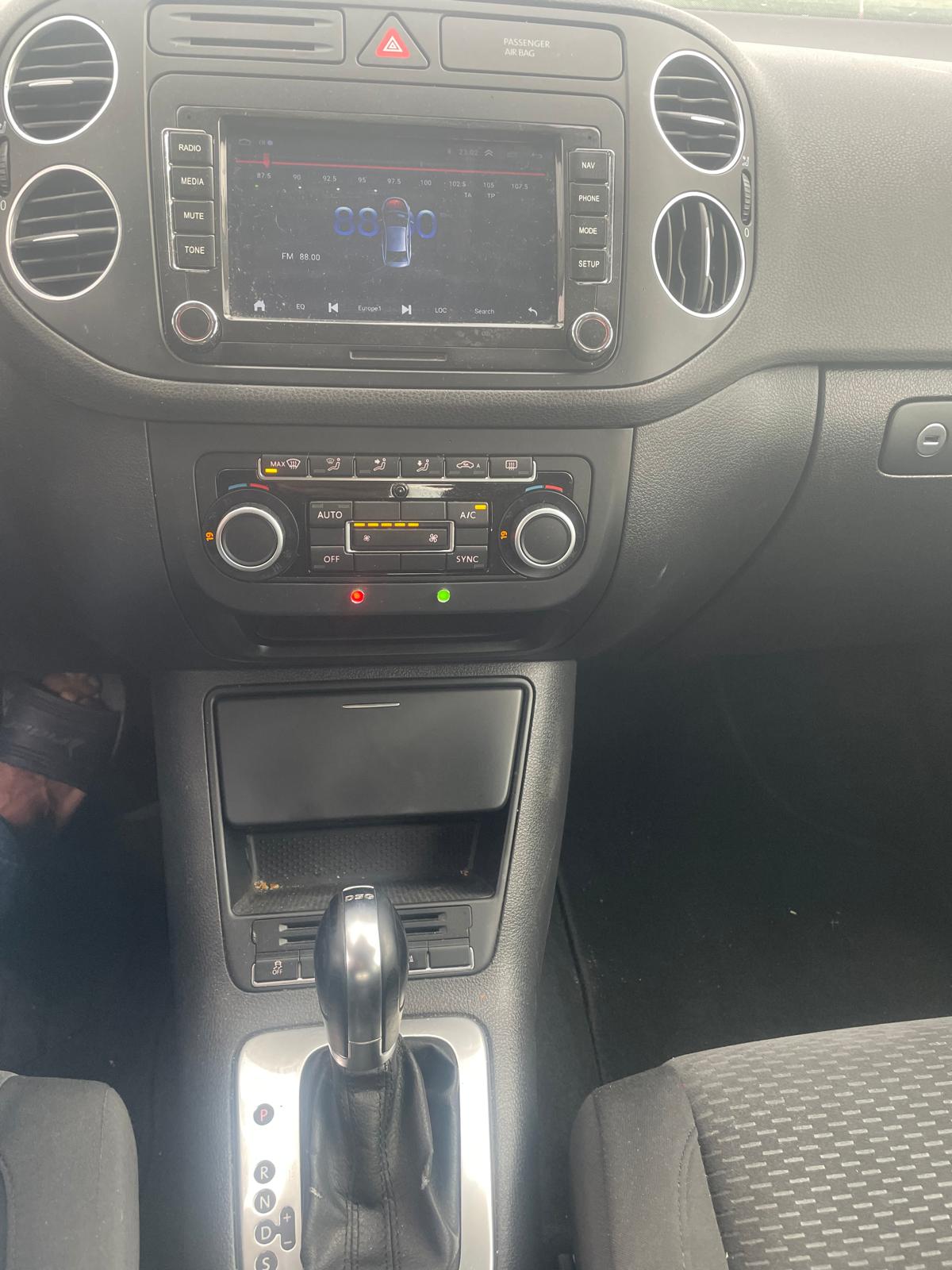 VW Golf Plus 1.2 TSI Comfortline DSG-image-4