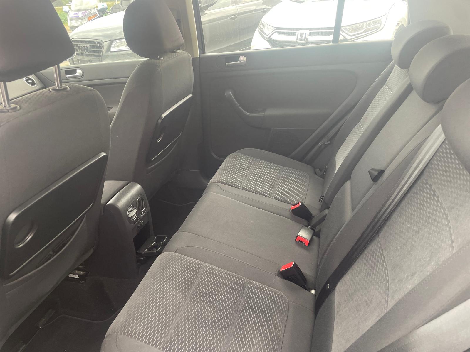 VW Golf Plus 1.2 TSI Comfortline DSG-image-6