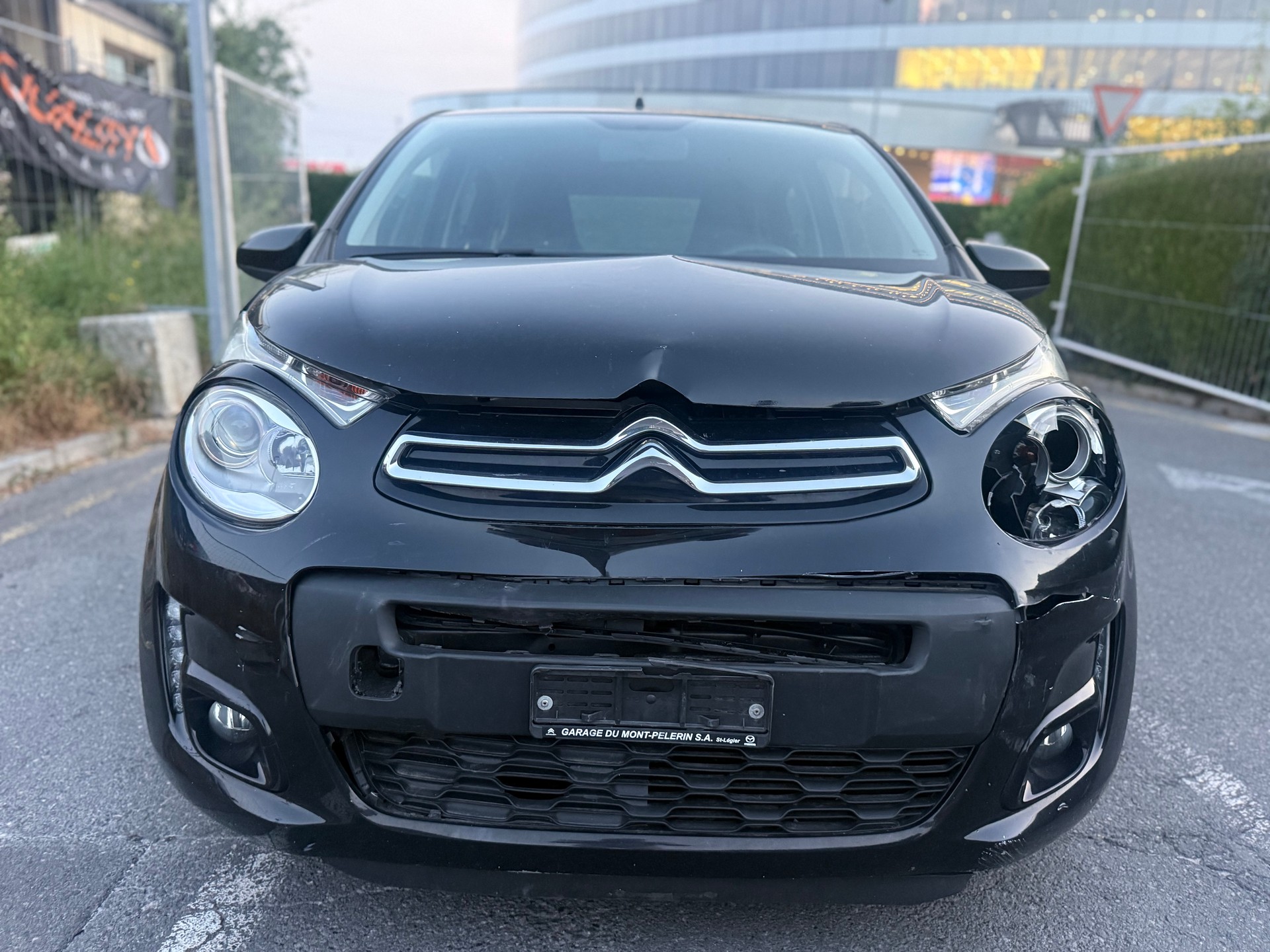CITROEN C1 1.0 VTi Shine Airscape Stop&Start-image-1
