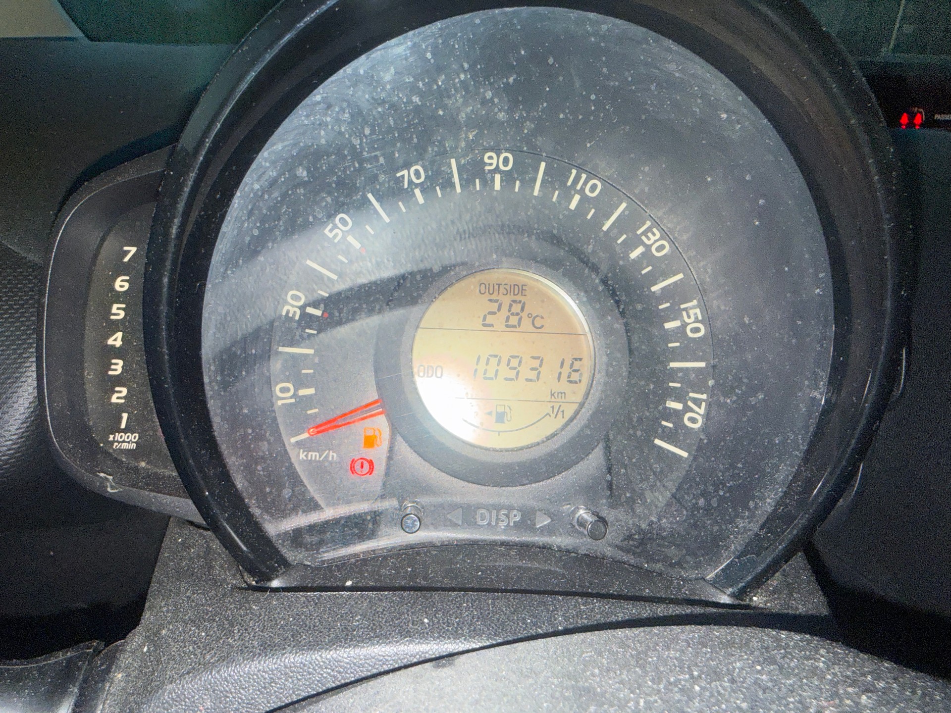 CITROEN C1 1.0 VTi Shine Airscape Stop&Start-image-9