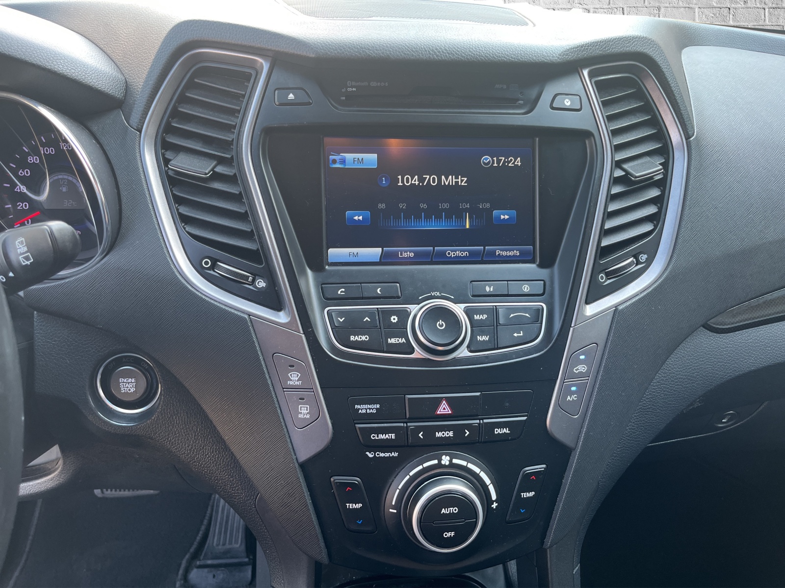 HYUNDAI Santa Fe 2.2 CRDI Vertex 4WD Automatic-image-9