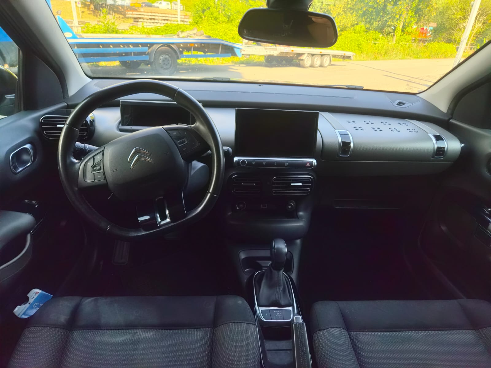 CITROEN C4 Cactus 1.5 Blue HDi Shine EAT6-image-4