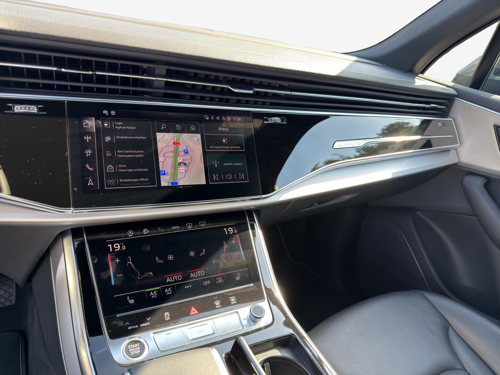 AUDI Q7 55 TFSI S line quattro tiptronic-image-10