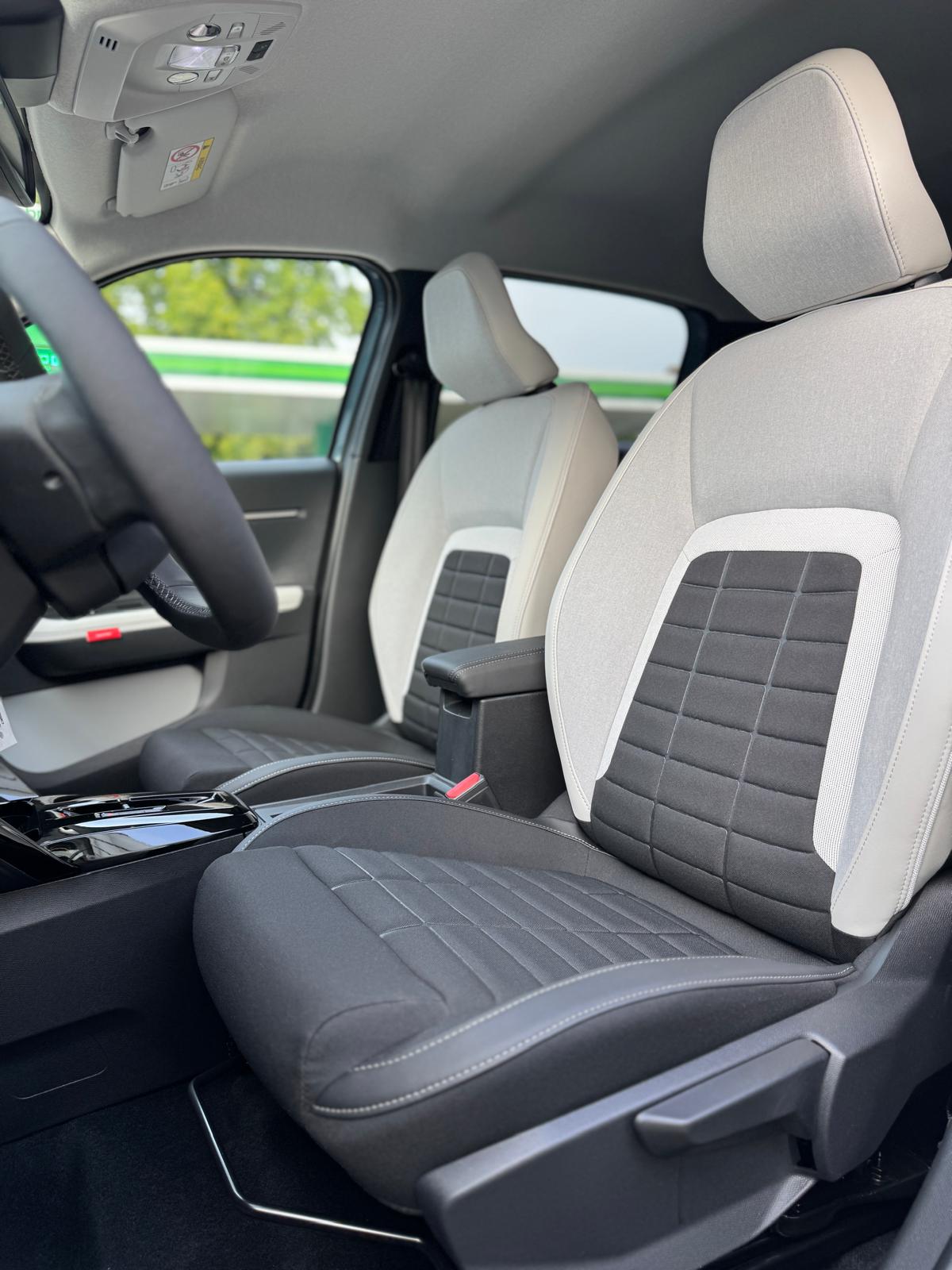 CITROEN e-C3 44kWh Max-image-9