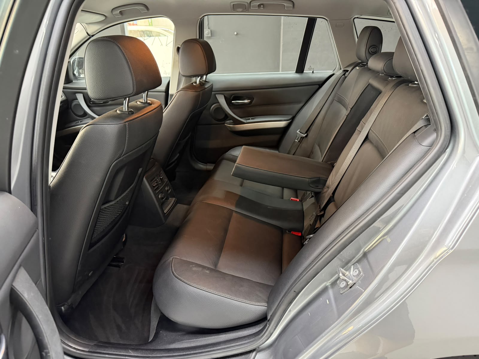 BMW 325i Touring more4you Steptronic-image-8
