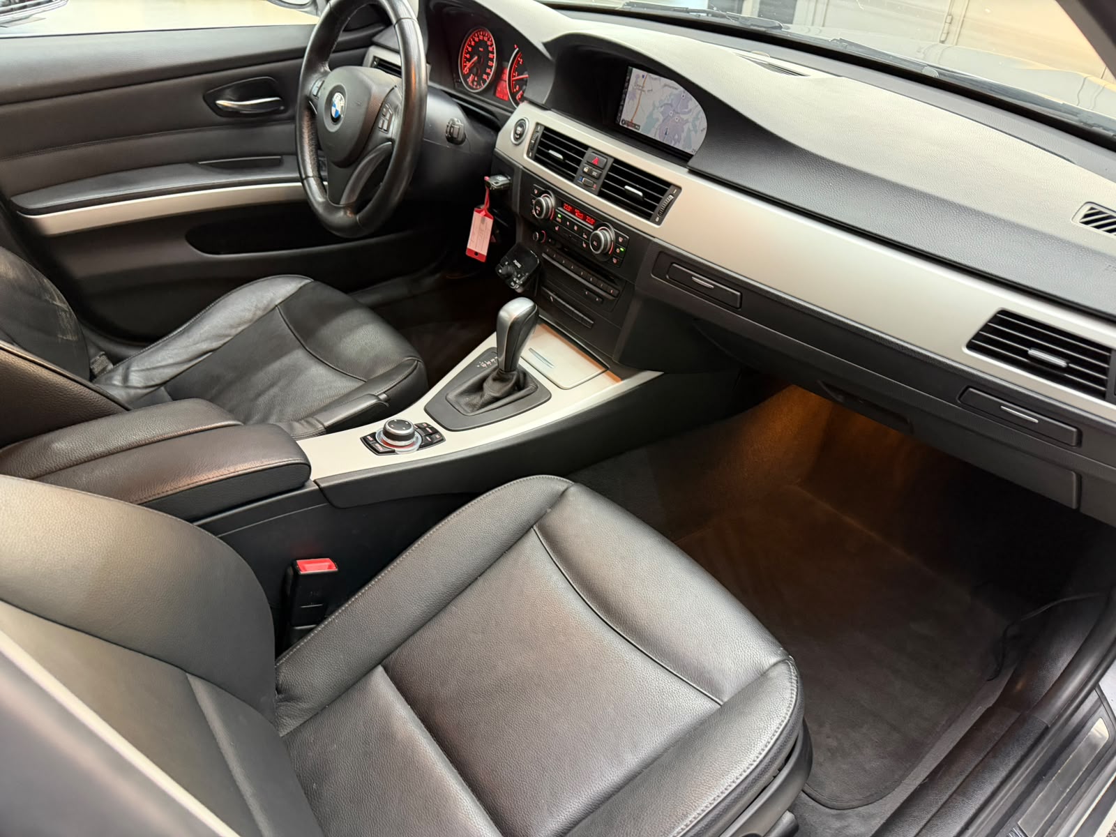 BMW 325i Touring more4you Steptronic-image-6