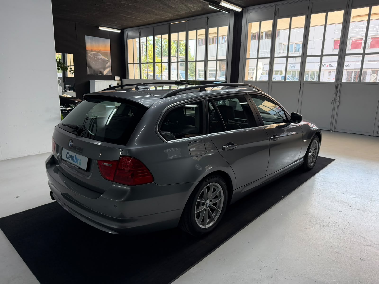 BMW 325i Touring more4you Steptronic-image-11