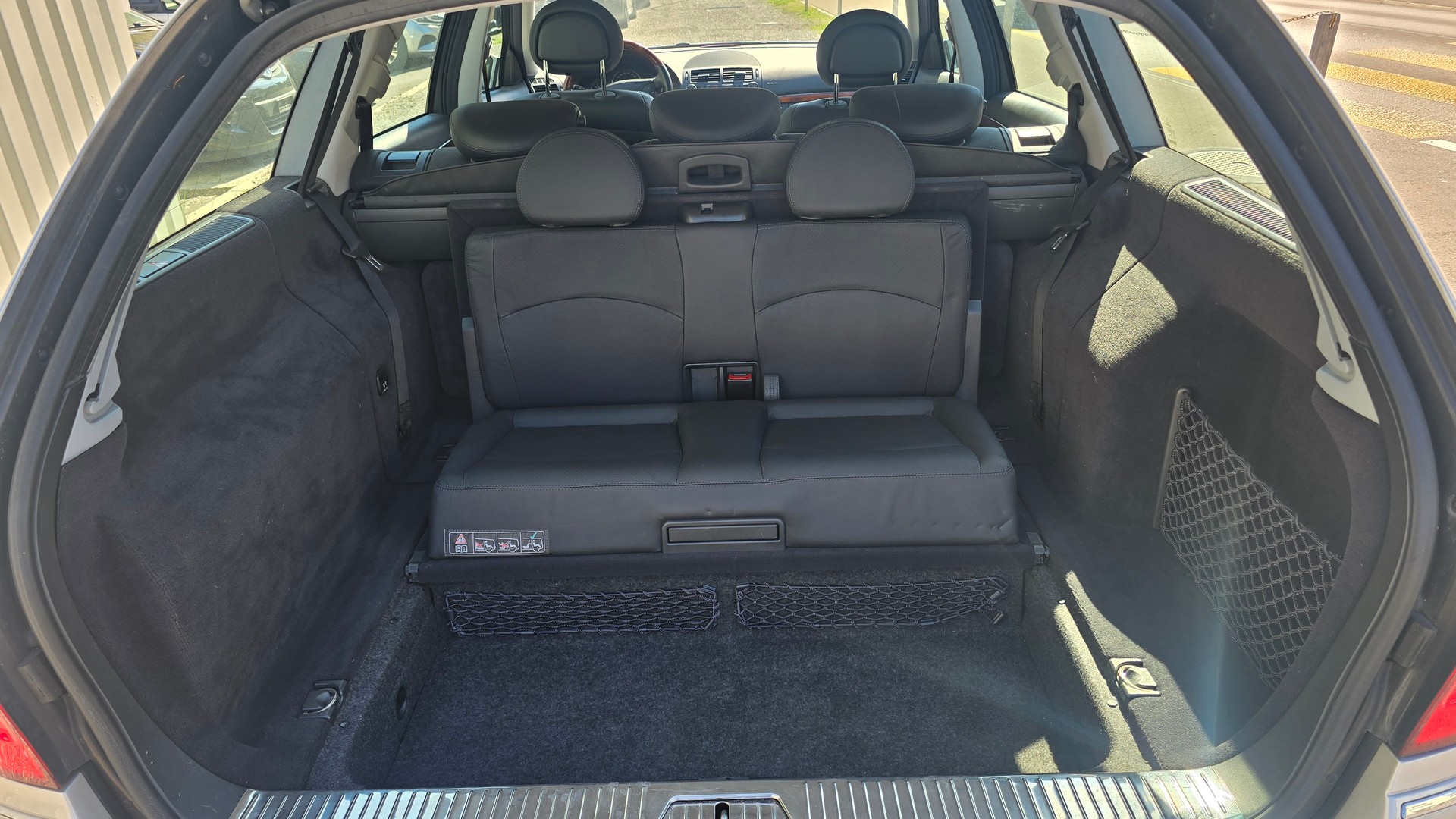 MERCEDES-BENZ E 320 CDI Elégance Automatic-image-6