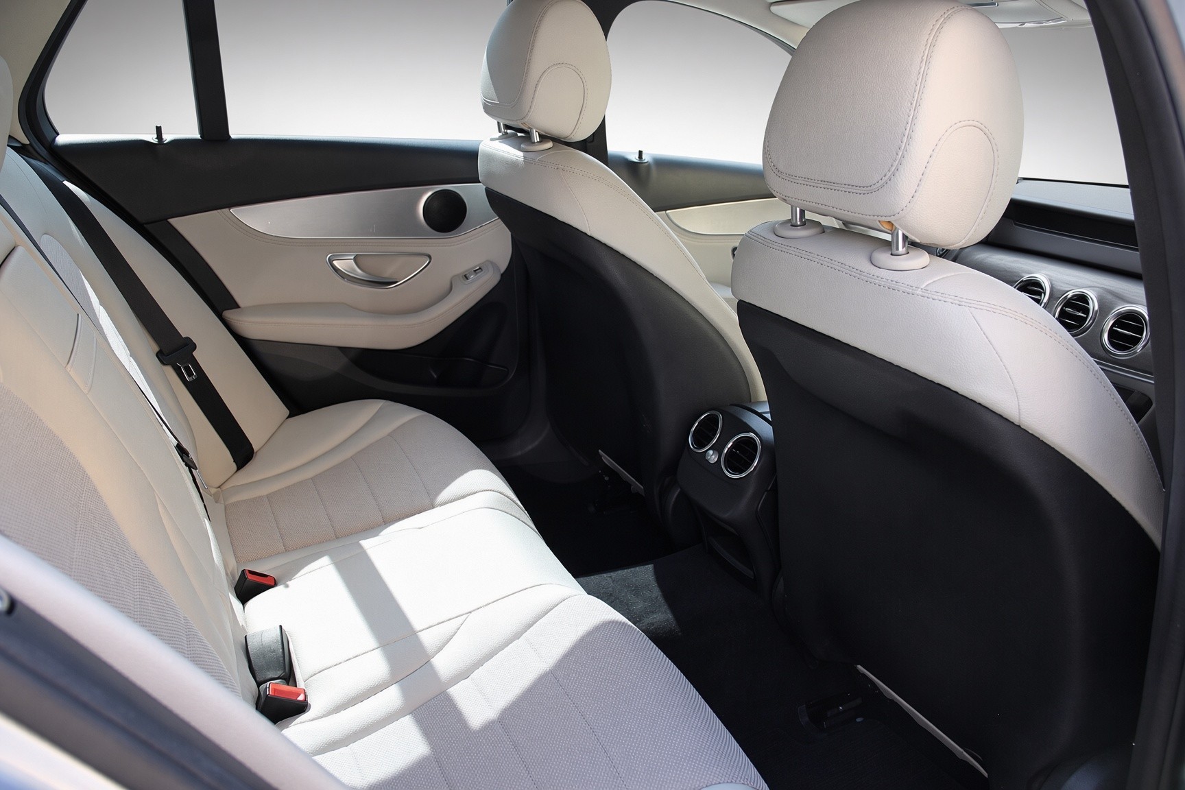 MERCEDES-BENZ C 200 Avantgarde 7G-Tronic-image-11