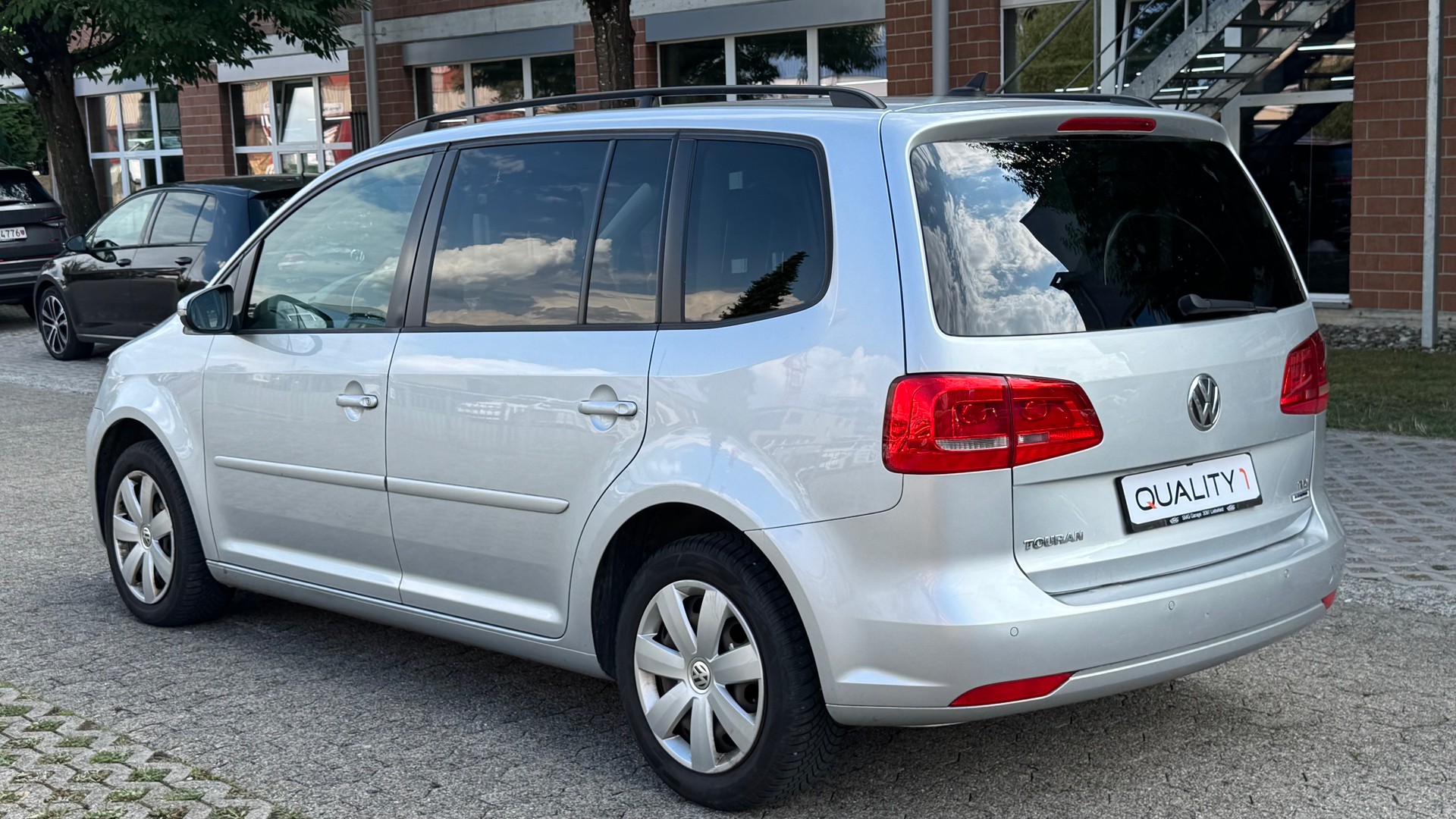 VW Touran 1.6 TDI BMT Comfortline DSG-image-4