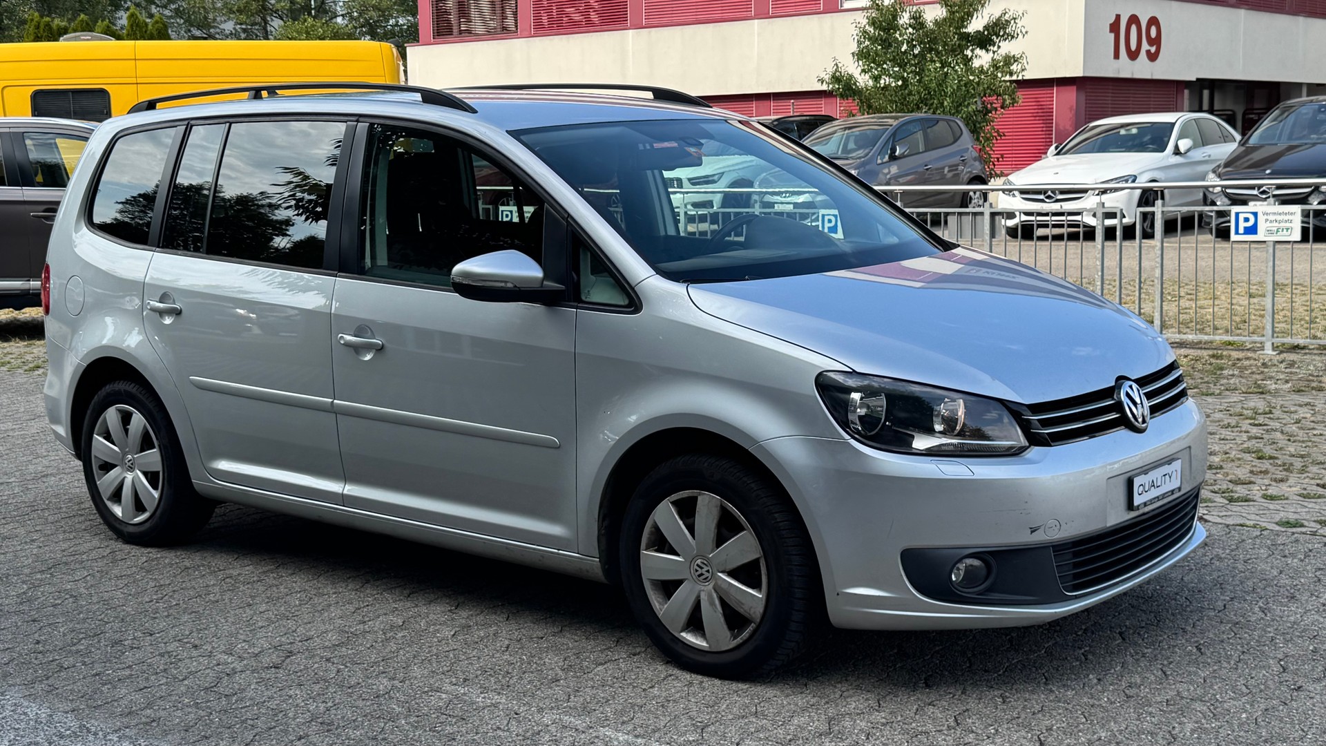 VW Touran 1.6 TDI BMT Comfortline DSG-image-2