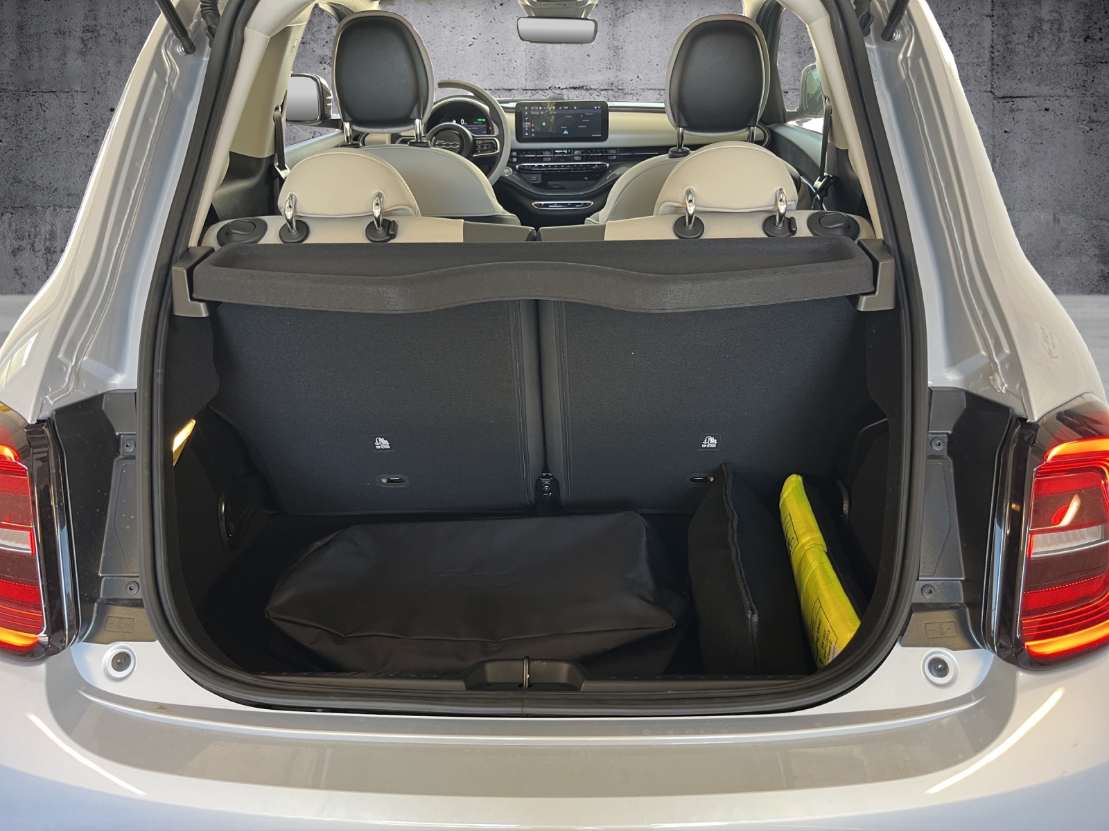 FIAT 500La Prima-image-15