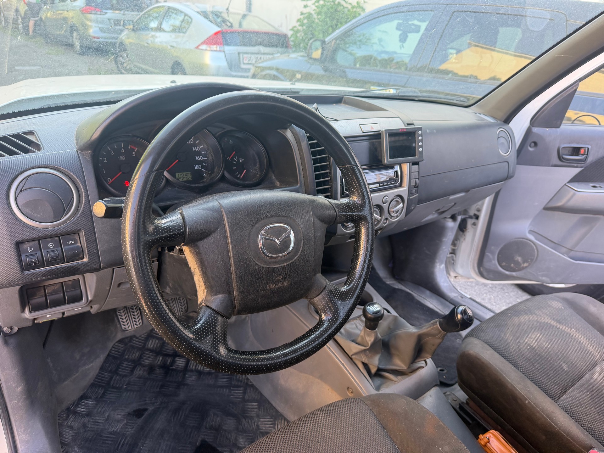 MAZDA BT-50 2.5 CD Tornado 4x4-image-12