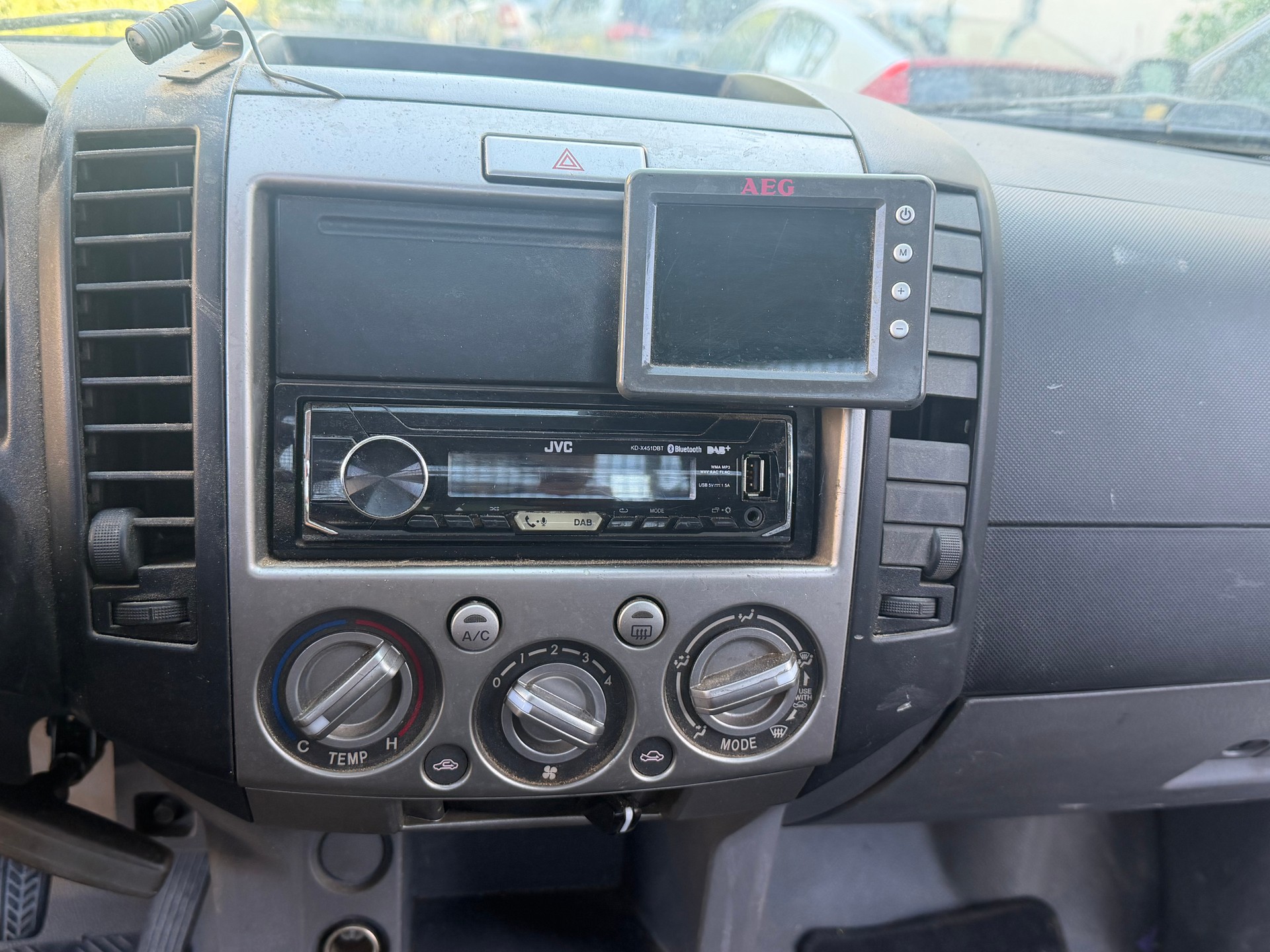 MAZDA BT-50 2.5 CD Tornado 4x4-image-11