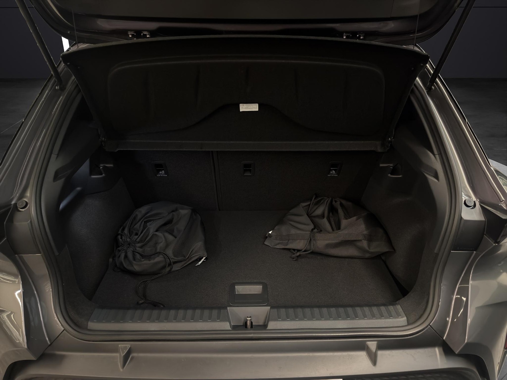 CUPRA 52 kWh Dynamic Plus-image-14