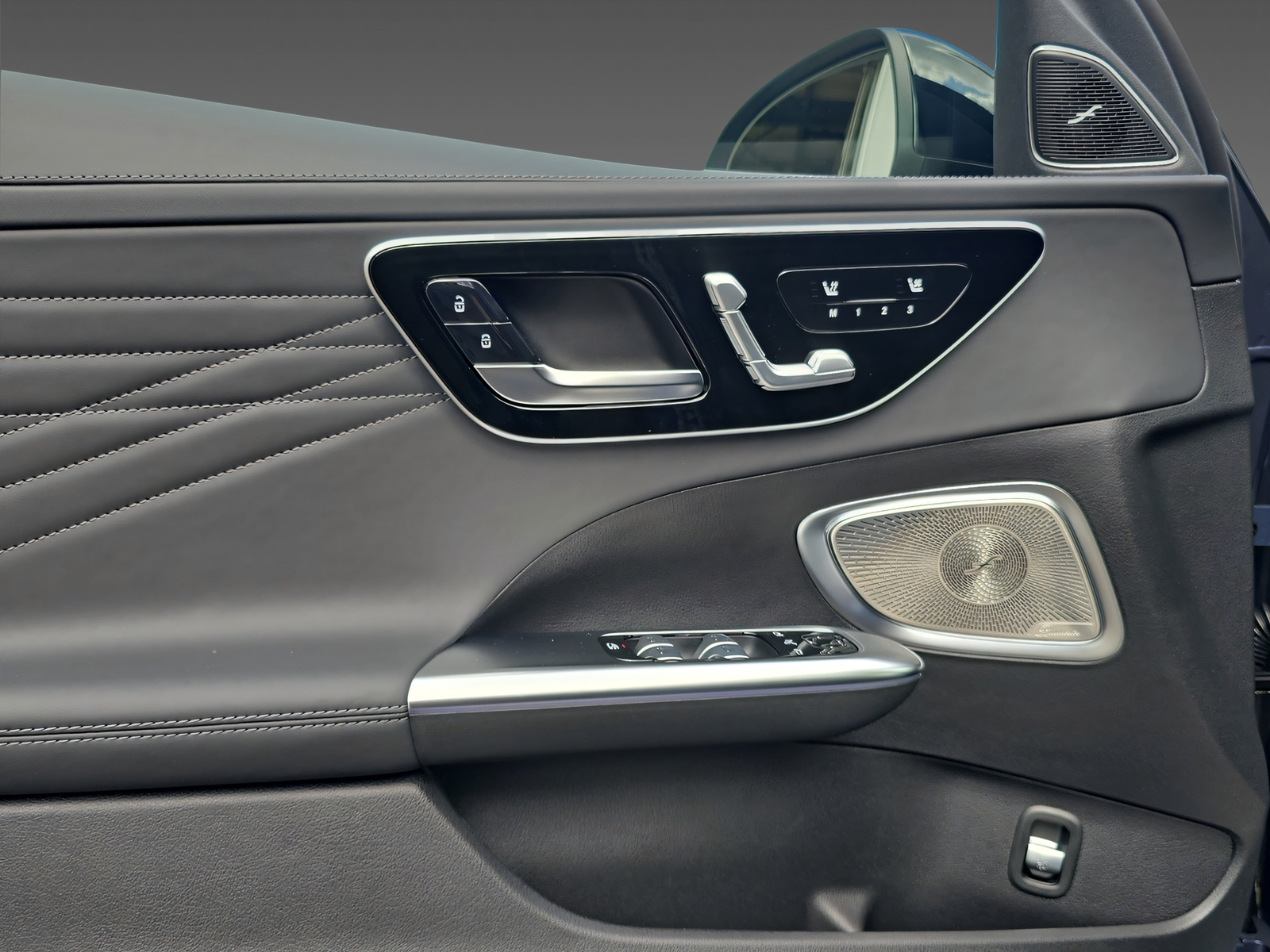 MERCEDES-BENZ C 220 d 4Matic T-Modell Swiss Star-image-9