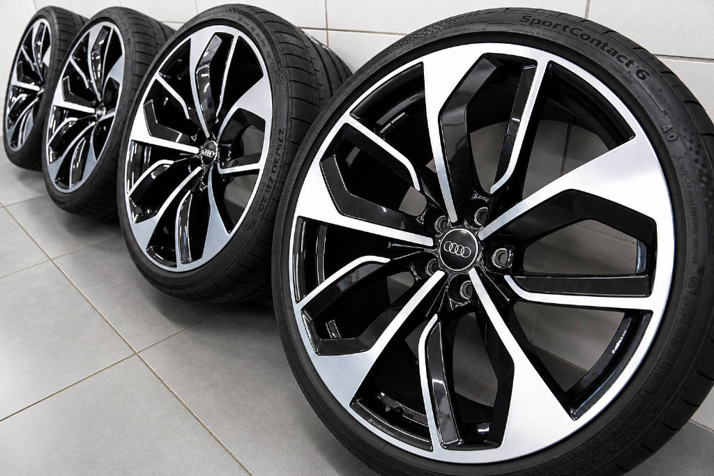 AUDI RS4 Avant 2.9 V6 TFSI quattro T-Tronic-image-14