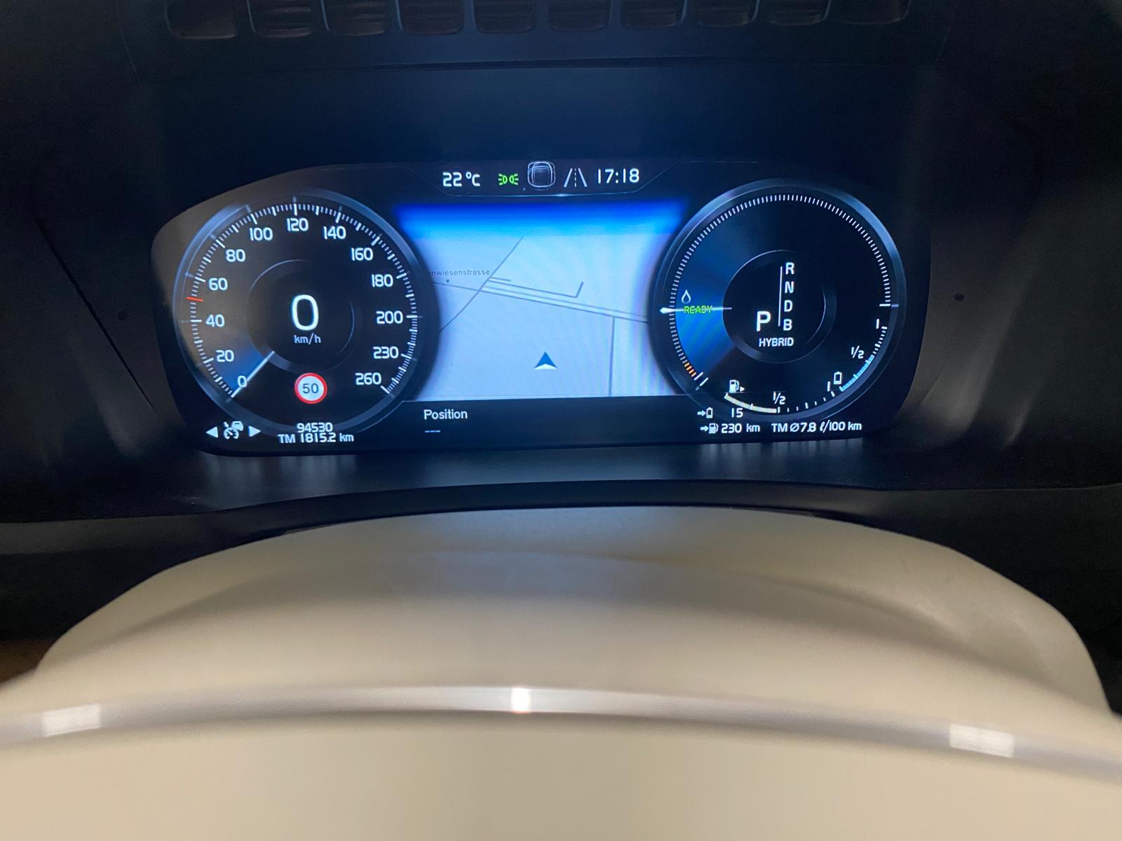 VOLVO XC90 2.0 T8 TE Excellence AWD-image-17