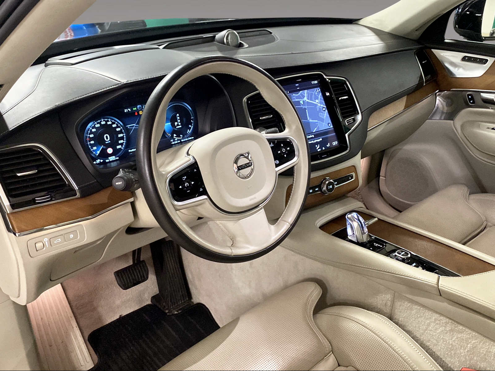 VOLVO XC90 2.0 T8 TE Excellence AWD-image-8