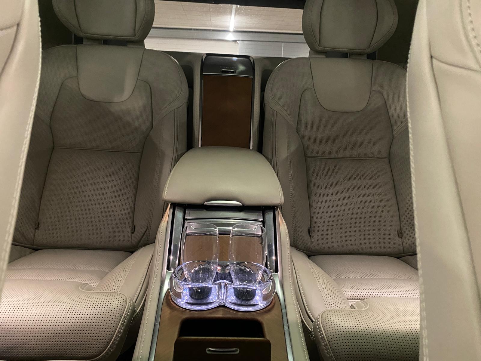 VOLVO XC90 2.0 T8 TE Excellence AWD-image-13