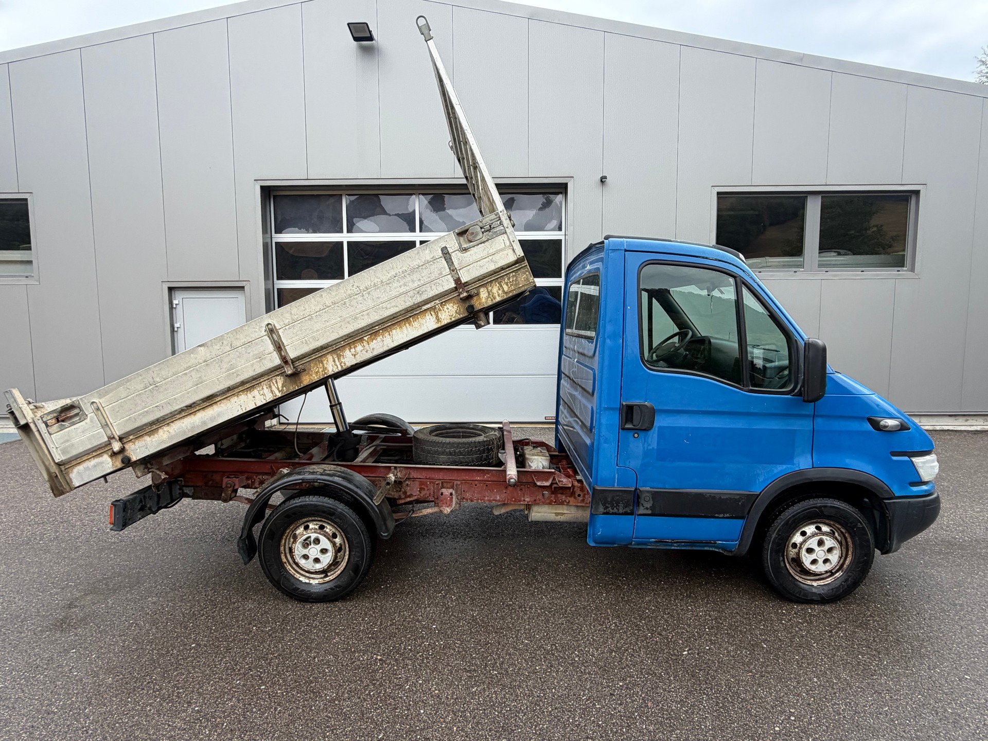 IVECO Iveco 35 S 13 Daily-image-3