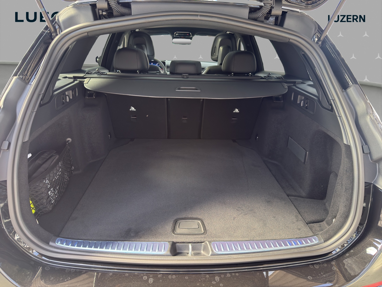 MERCEDES-BENZ C 220 d T 4 Matic Swiss Star-image-14