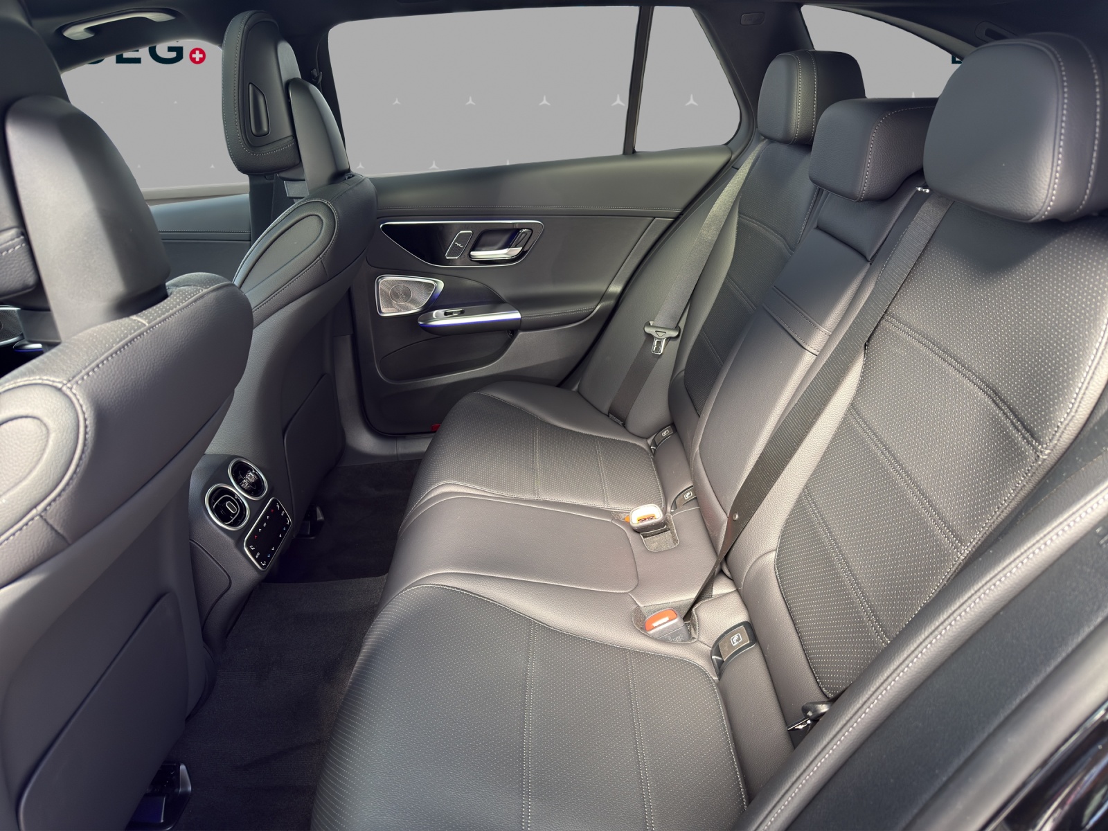 MERCEDES-BENZ C 220 d T 4 Matic Swiss Star-image-13