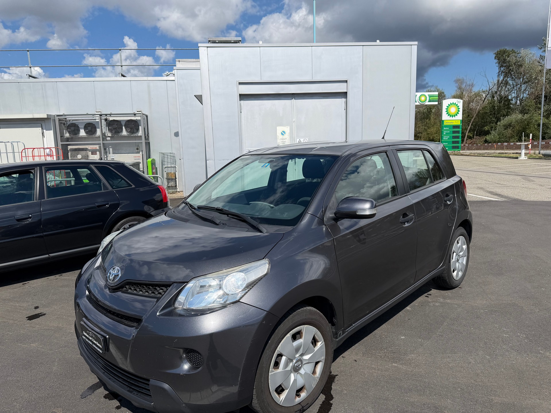 TOYOTA UrbanCruiser 1.4 D-4D Linea Sol 4WD-image-6