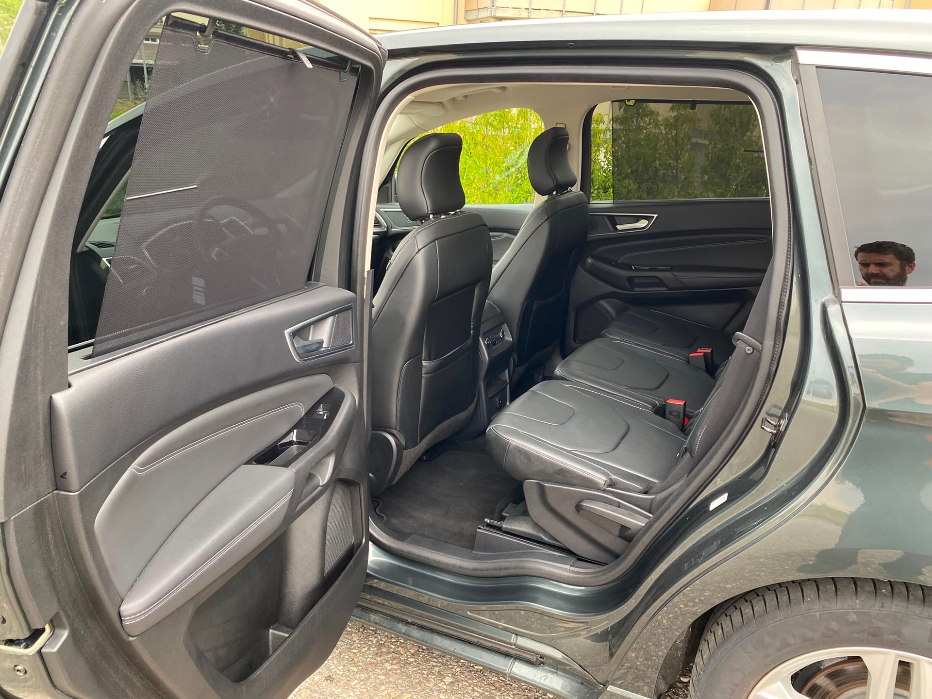 FORD S-MAX-image-5