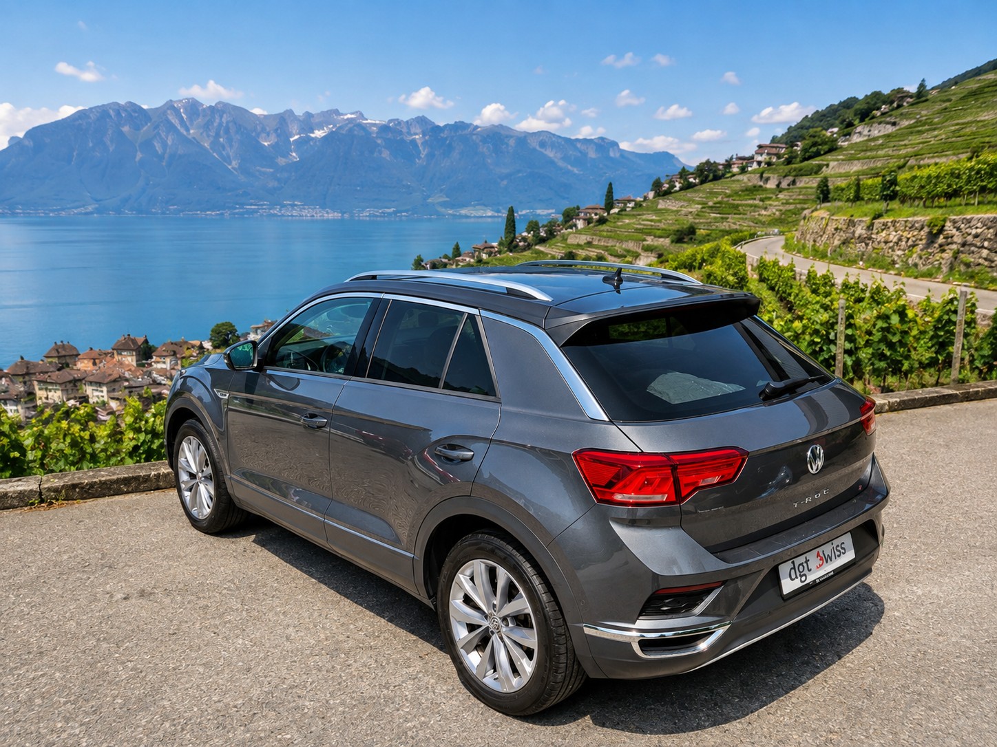 VW T-Roc 2.0 TSI Advance DSG 4Motion-image-2