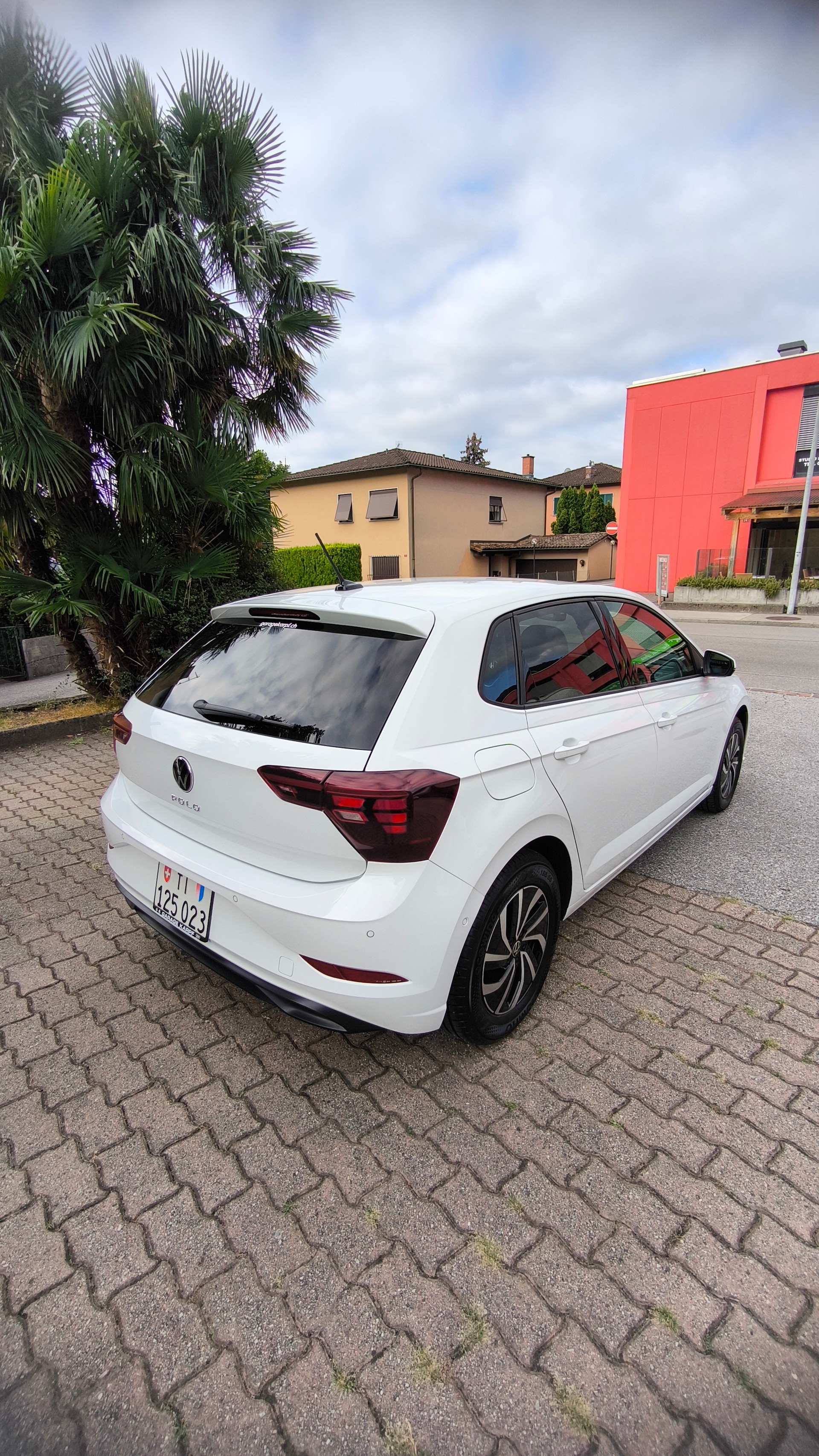 VW 1.0 TSI Life DSG-image-2