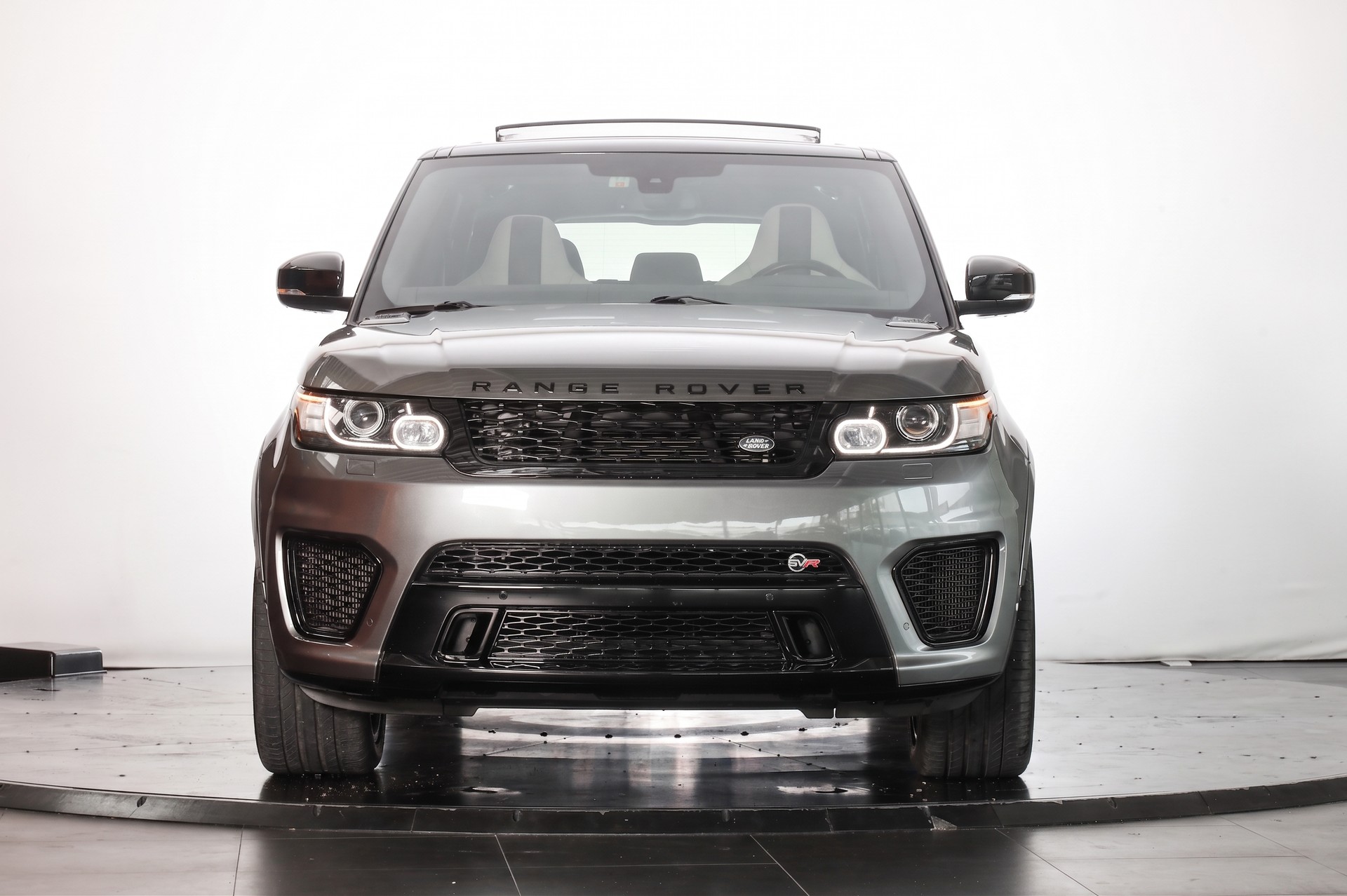 LAND ROVER Range Rover Sport 5.0 V8 SVR Eiger Grey * ACC * Carbone * Attelage-image-1