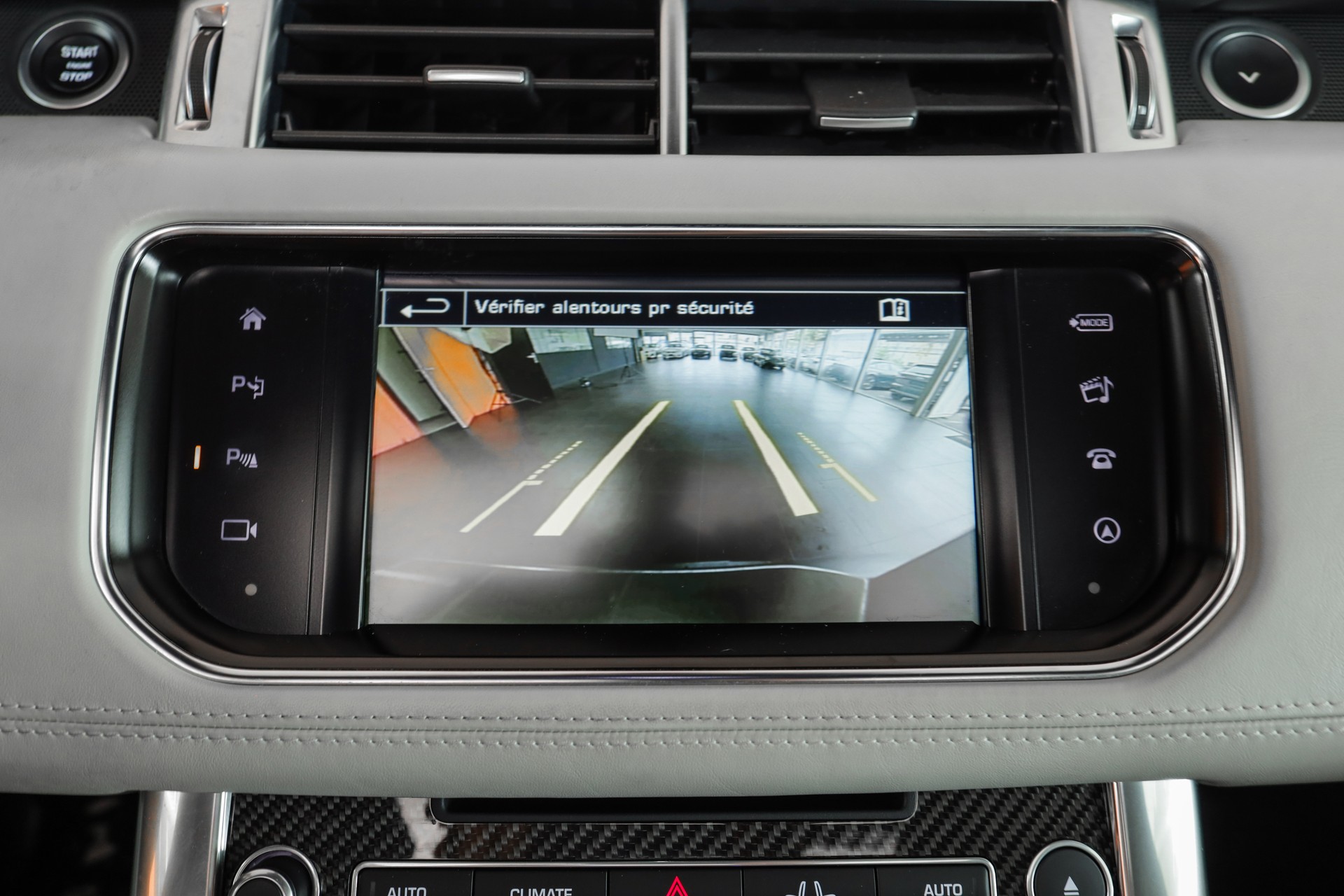 LAND ROVER Range Rover Sport 5.0 V8 SVR Eiger Grey * ACC * Carbone * Attelage-image-16